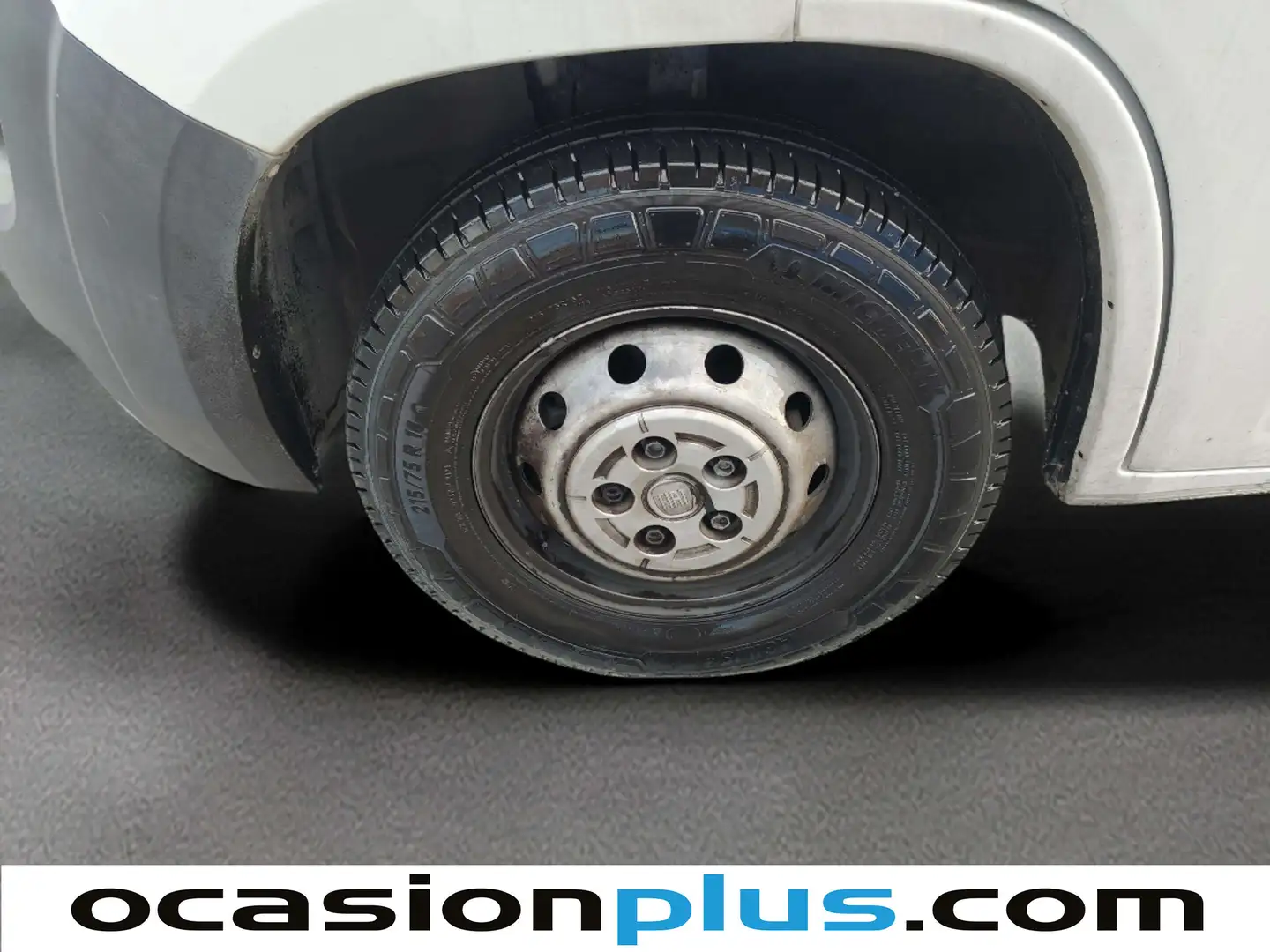 Foto Fiat Ducato Fiat Ducato Furgon 35 Maxi 2.3 Multijet largo Alto (130 CV)