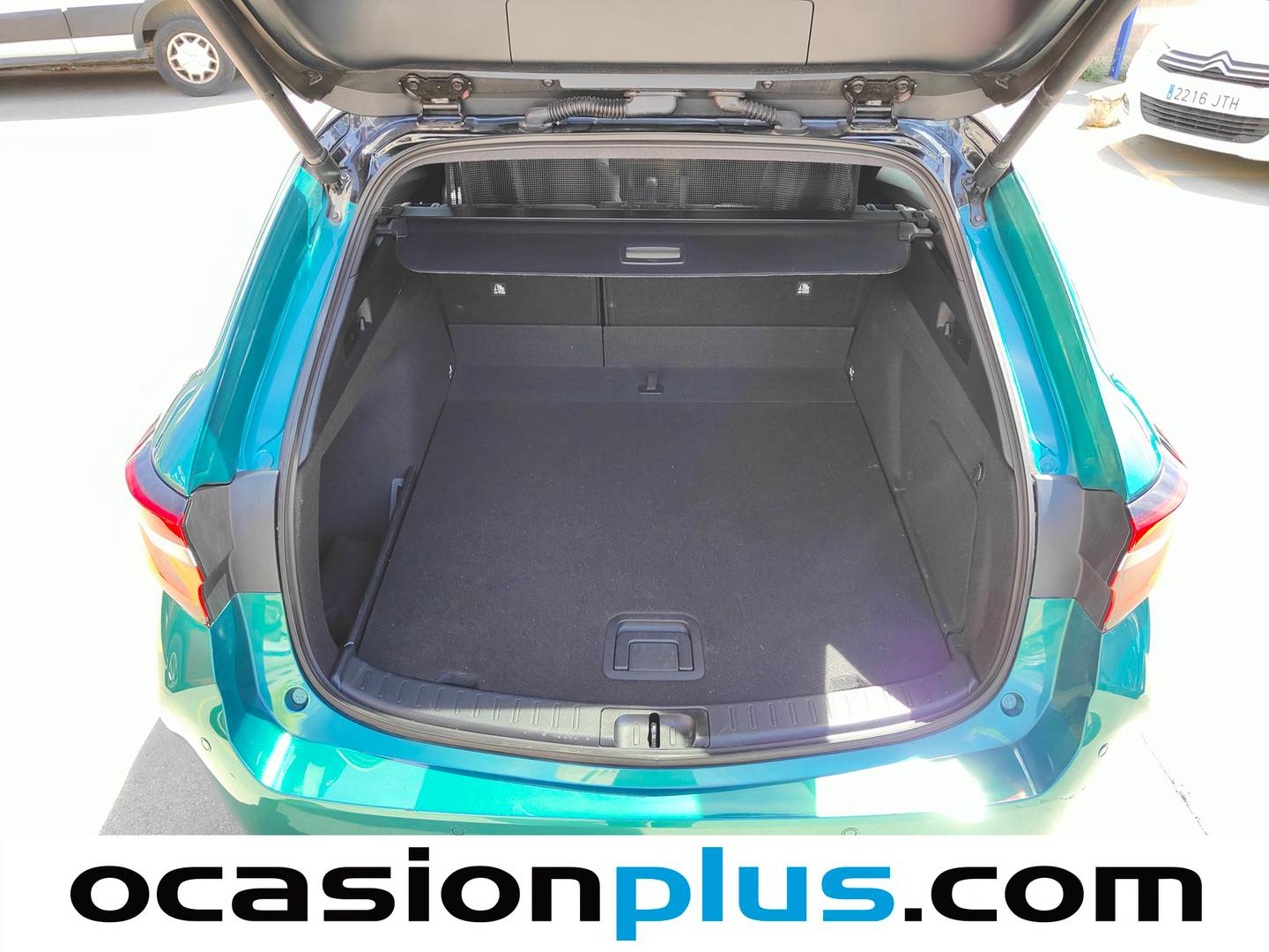 Foto asientos traseros Toyota Corolla Toyota Corolla 200H Touring Sports GR-Sport (196 CV)