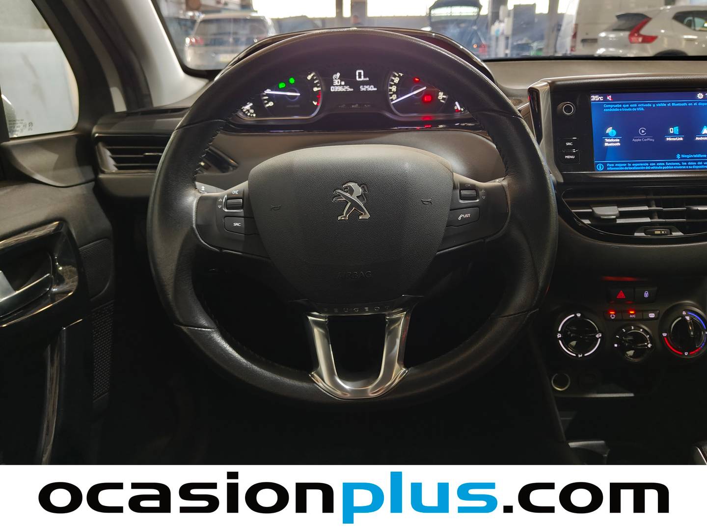 Peugeot 208 Peugeot 208 PureTech Signature (82 CV) manual