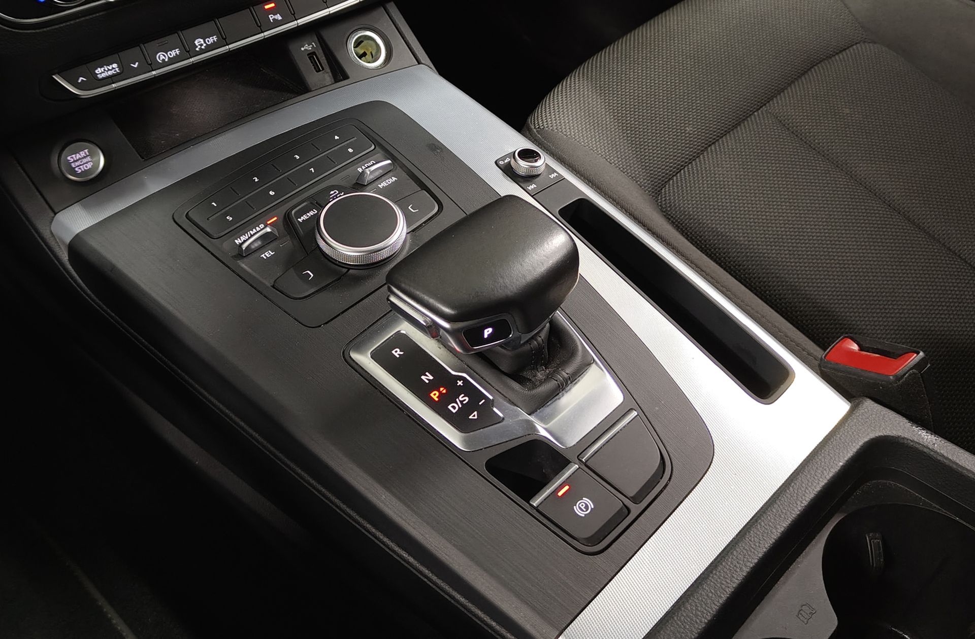 Audi Q5 Design 35 TDI S tronic - foto 5