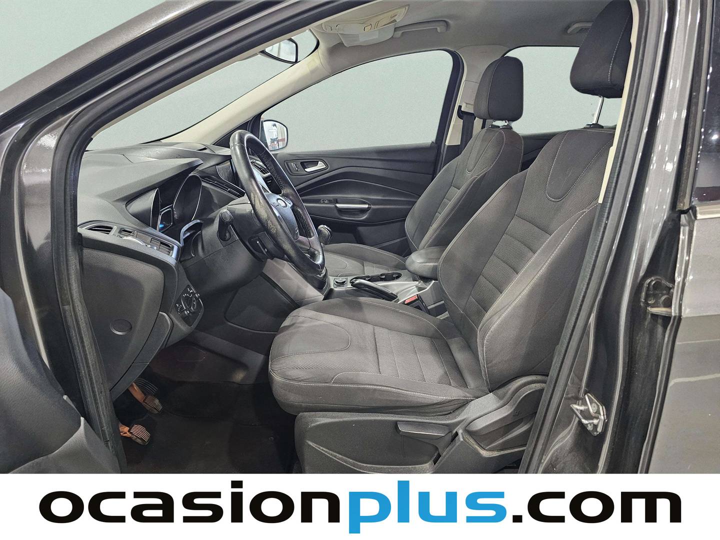 Foto asientos delanteros Ford Kuga Ford Kuga 2.0 TDCI S&S Trend 4x2 (120 CV)