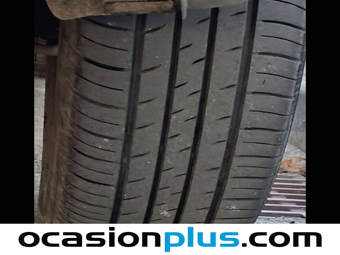 Foto SsangYong Tivoli Ssangyong Tivoli G15T Limited Auto (163 Cv)