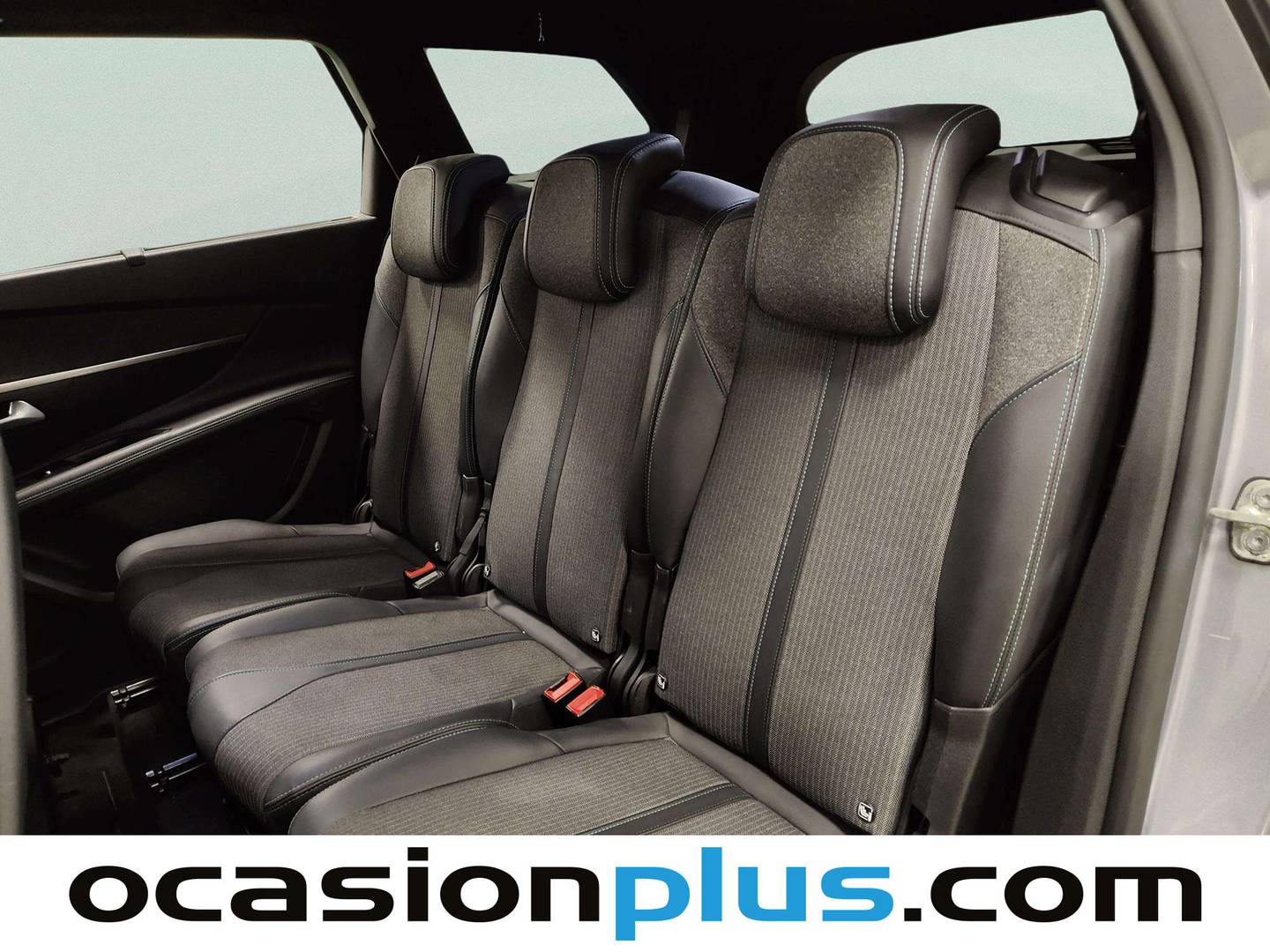 Foto Peugeot 5008 Peugeot 5008 PureTech 130 S&S Allure Pack EAT8 (130 CV) 7 Plazas