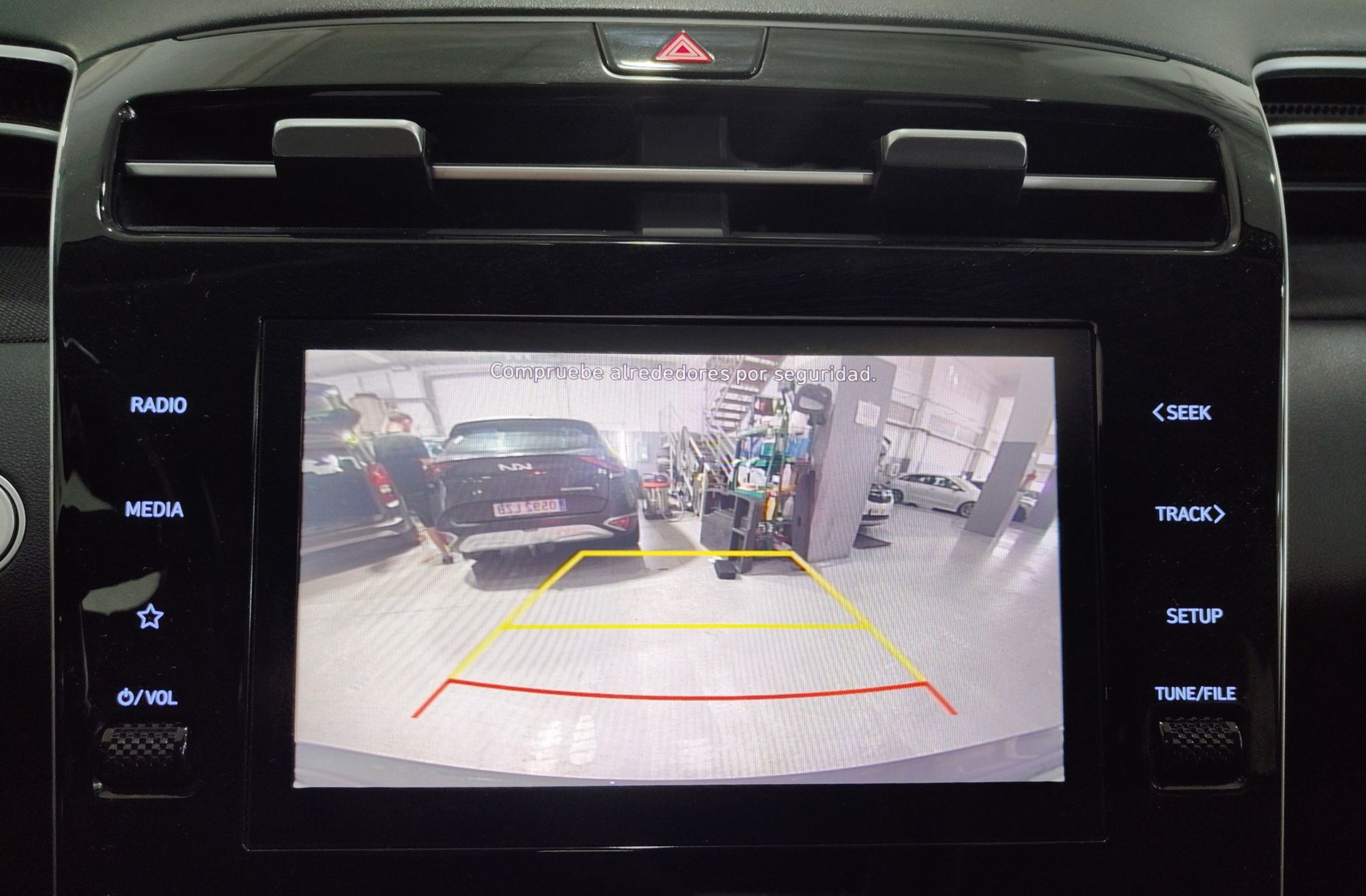 Hyundai Tucson 1.6 T-GDi PHEV Tecno Sky 4x4 - foto 8