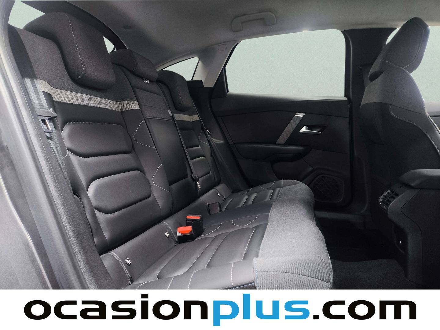 Foto Citroën C4 Citroen C4 BlueHDi 130 S&S Shine EAT8 (130 CV)