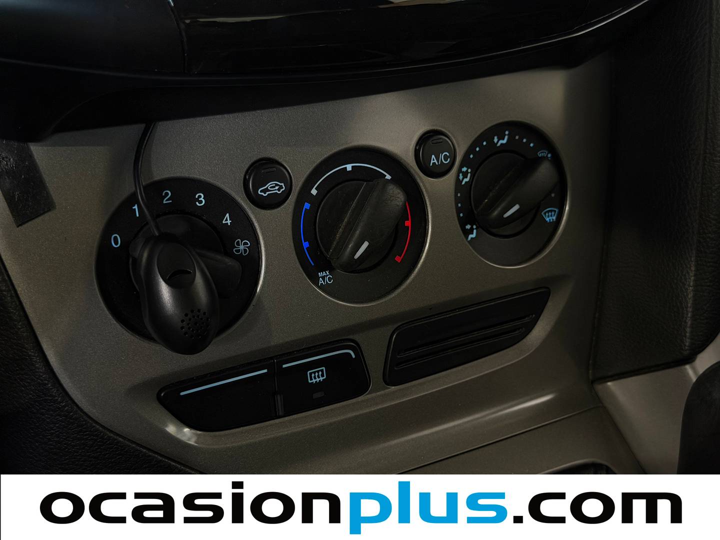 Equipamiento del Ford Focus Ford Focus 1.6 TDCI Trend (95 CV)
