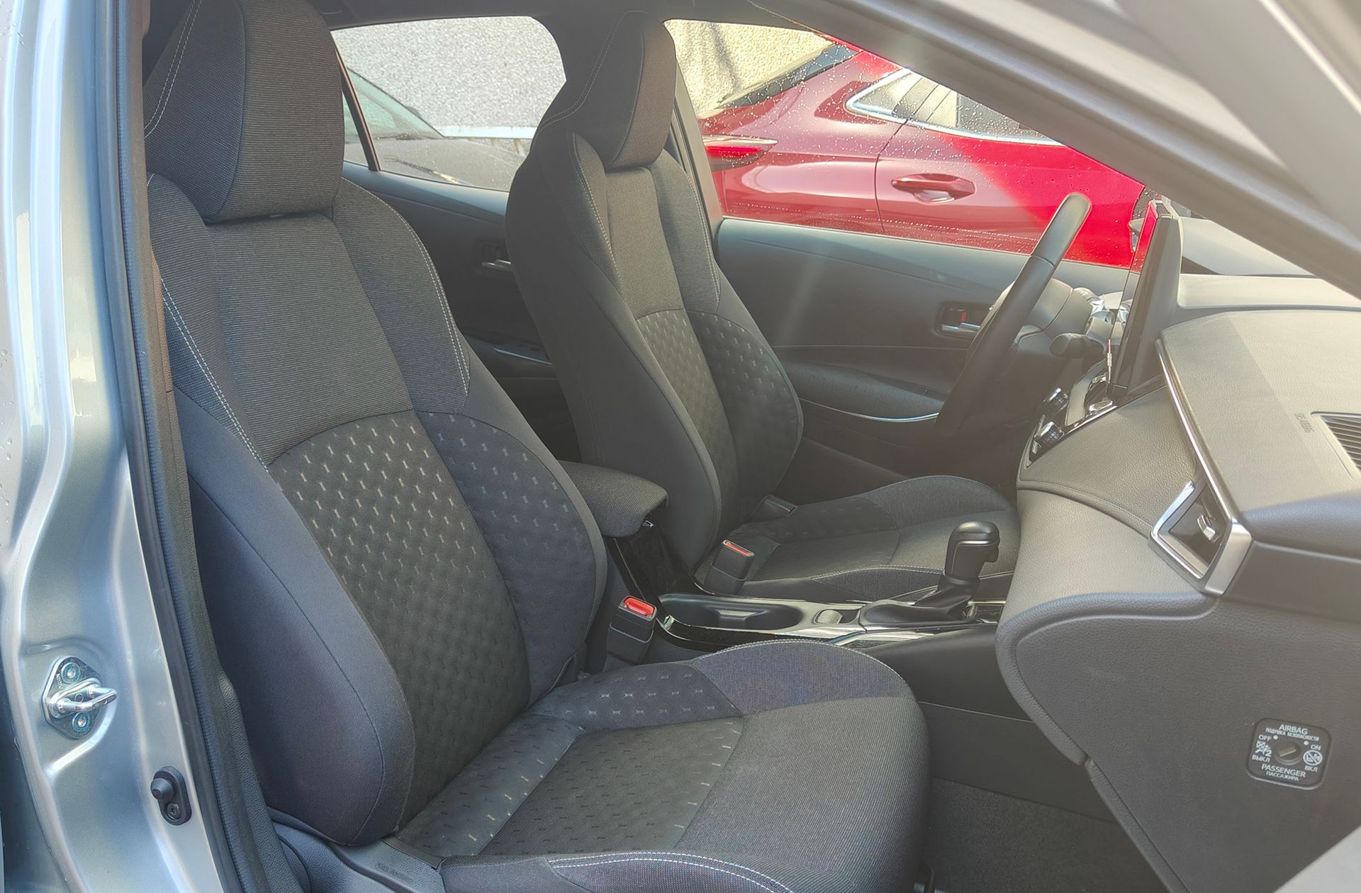 Toyota Corolla 140H Active Plus - foto 18