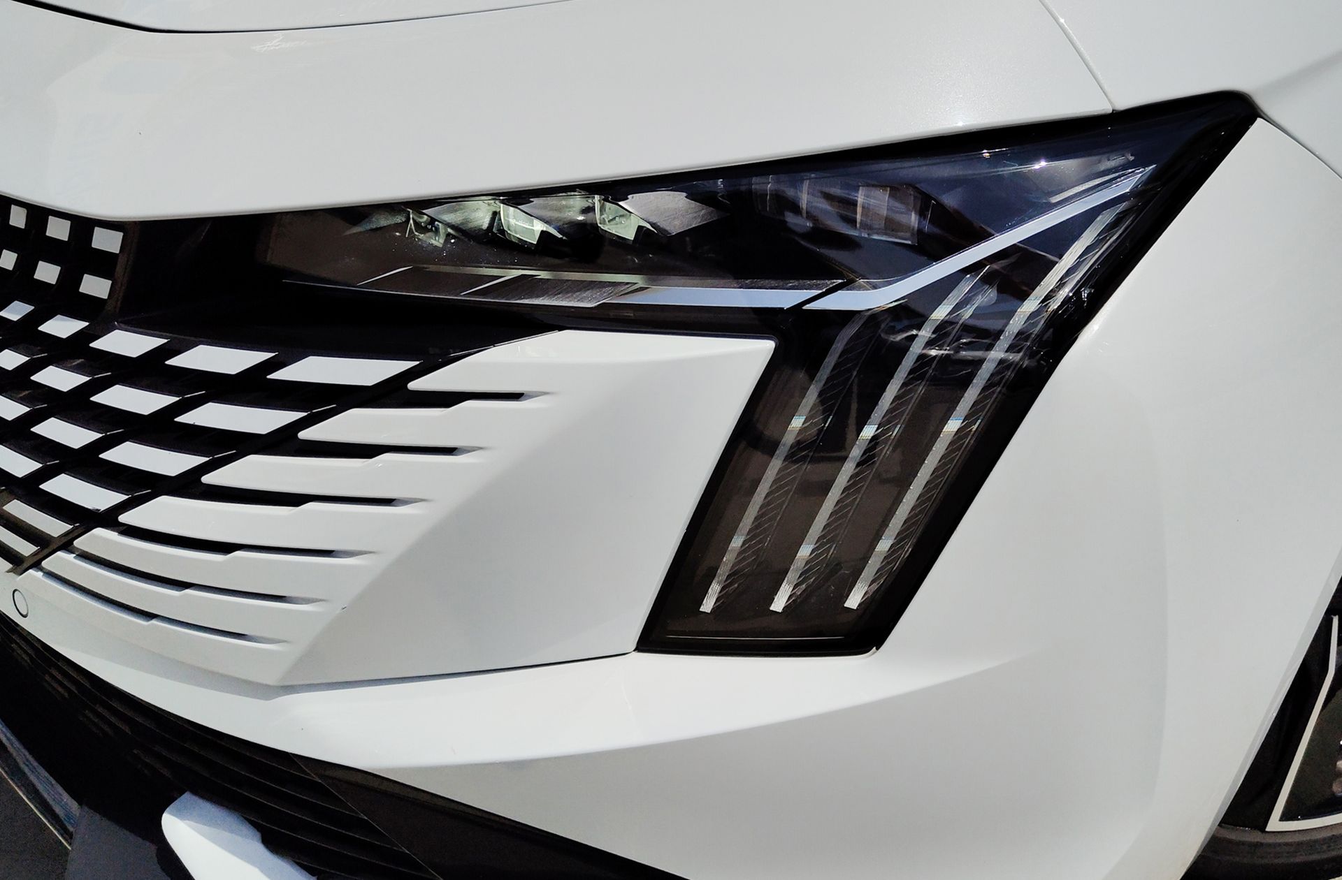 Peugeot 508 SW SW BlueHDi 130 GT EAT8 - foto 22