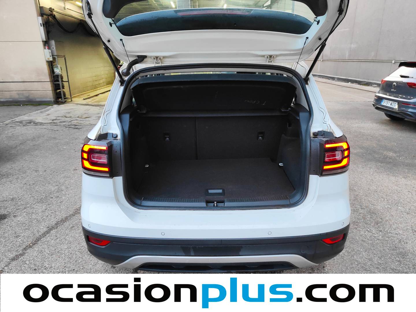 Foto Volkswagen T-Cross Volkswagen T-Cross Advance 1.0 TSI (110 CV) DSG