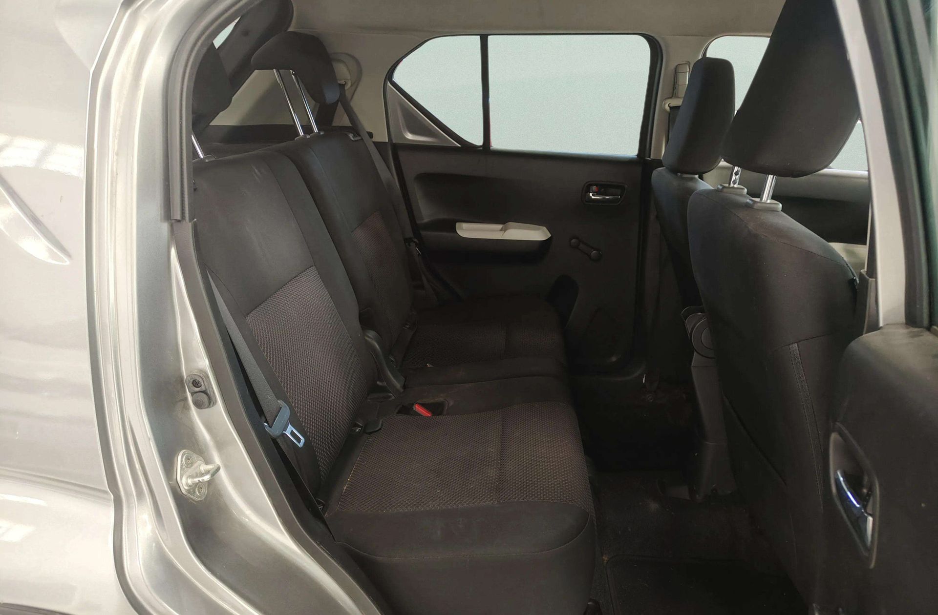 Suzuki Ignis 1.2 GLE - foto 15
