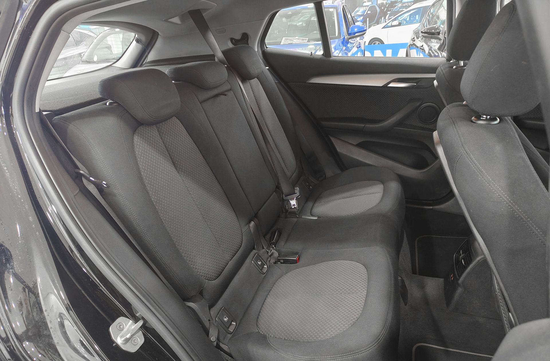 BMW X2 sDrive18d - foto 18