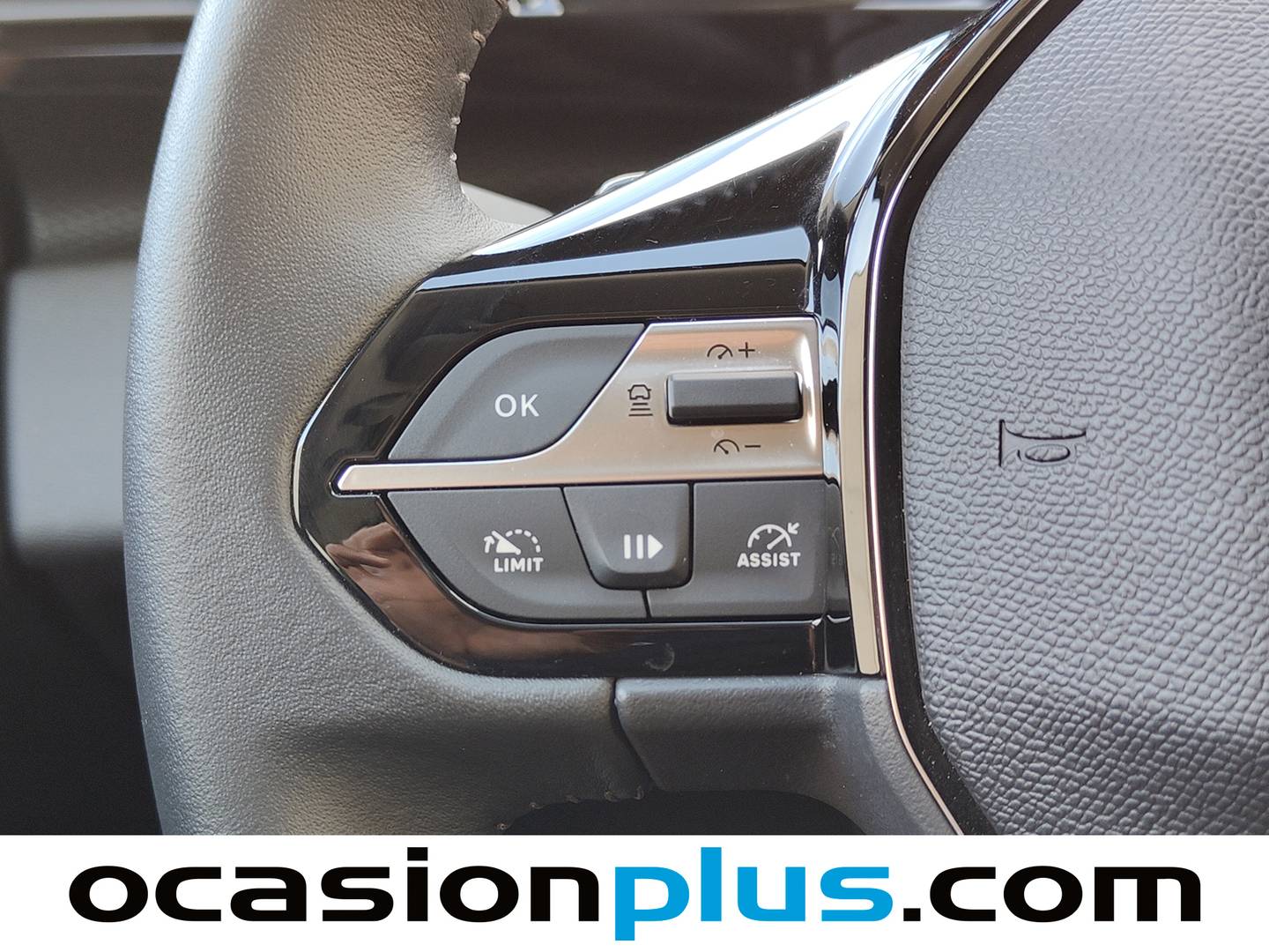 Foto Peugeot 308 Peugeot 308 PureTech 130 S&S Active Pack EAT8 (130 CV)