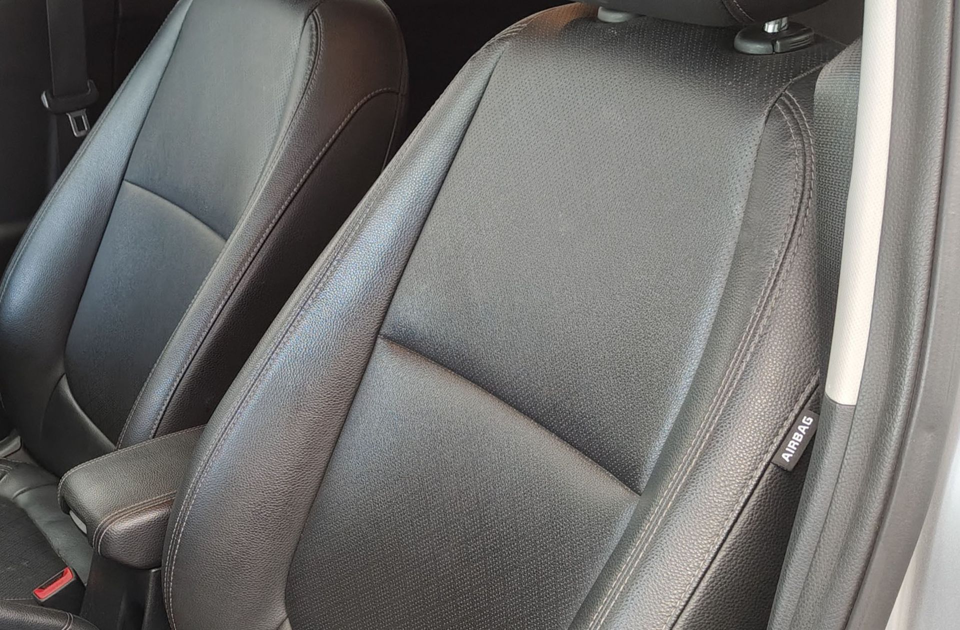 Kia Stonic 1.0 T-GDi Tech DCT - foto 12