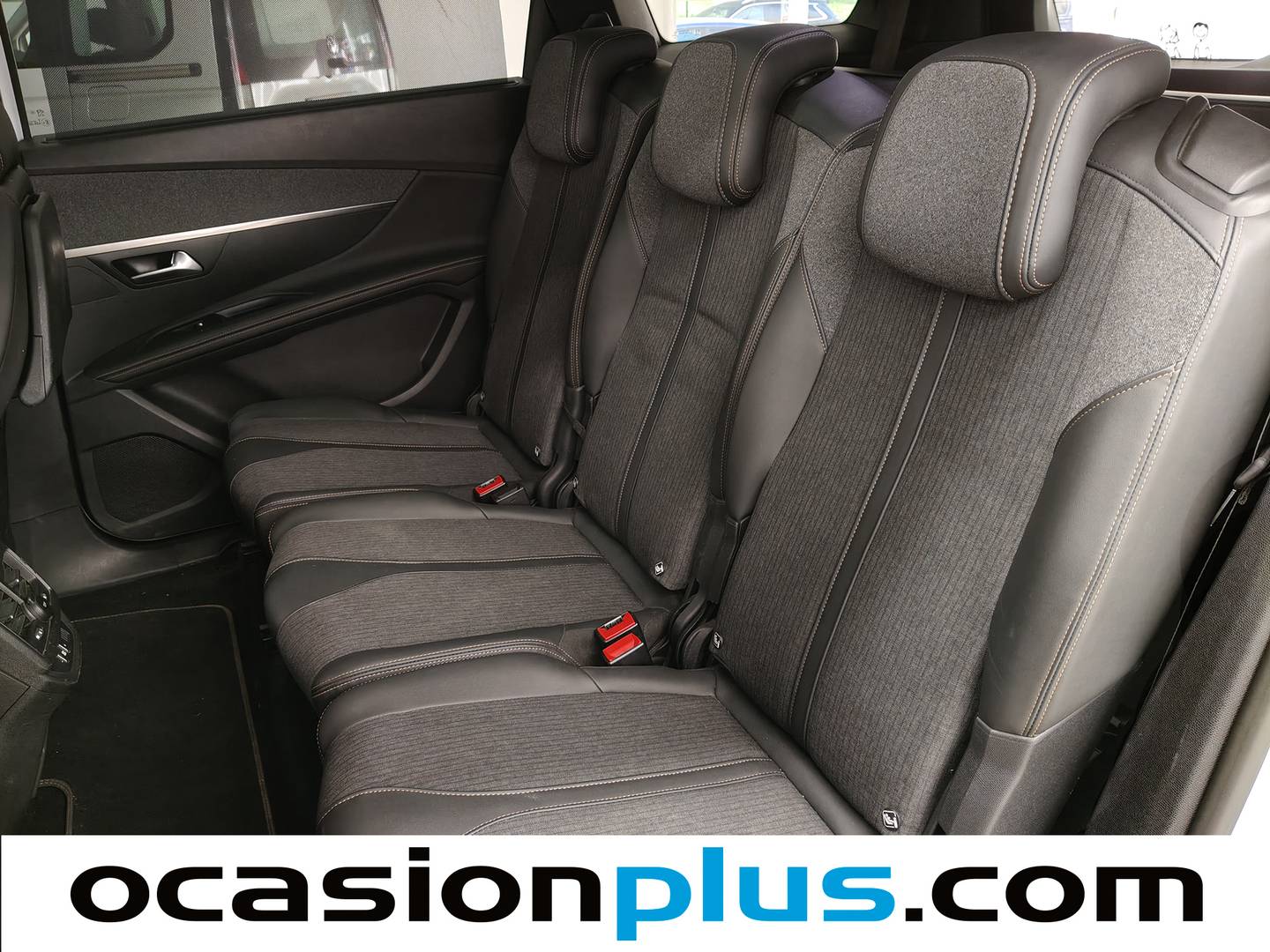 Foto asientos traseros Peugeot 5008 Peugeot 5008 PureTech 130 GT Line (130 CV)