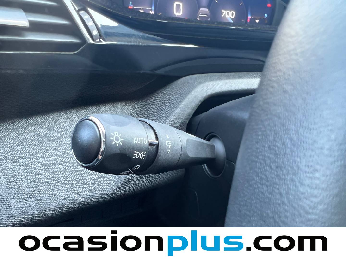 Foto Peugeot 308 Peugeot 308 PureTech 130 S&S Active Pack EAT8 (130 CV)