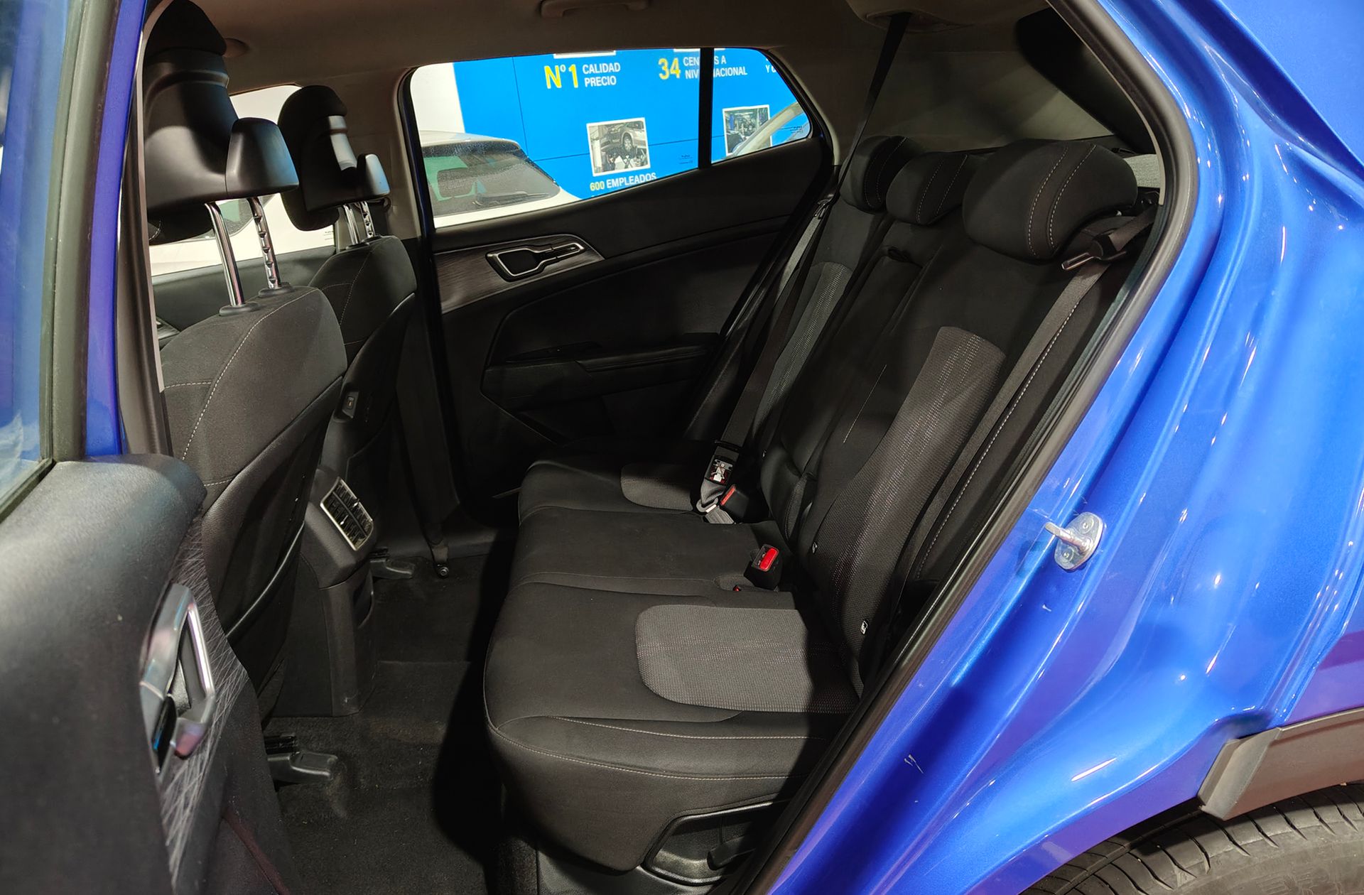 Kia Sportage 1.6 T-GDi MHEV Drive 4x2 - foto 13