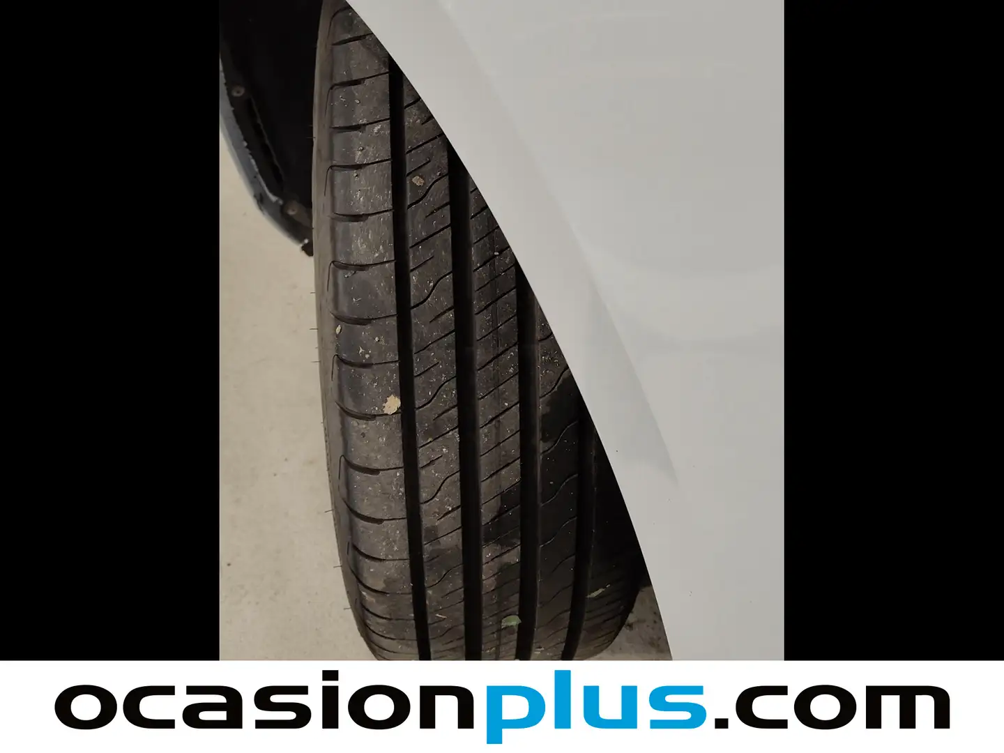 Foto Skoda Superb Skoda Superb Combi 2.0 TDI Ambition (150 CV)