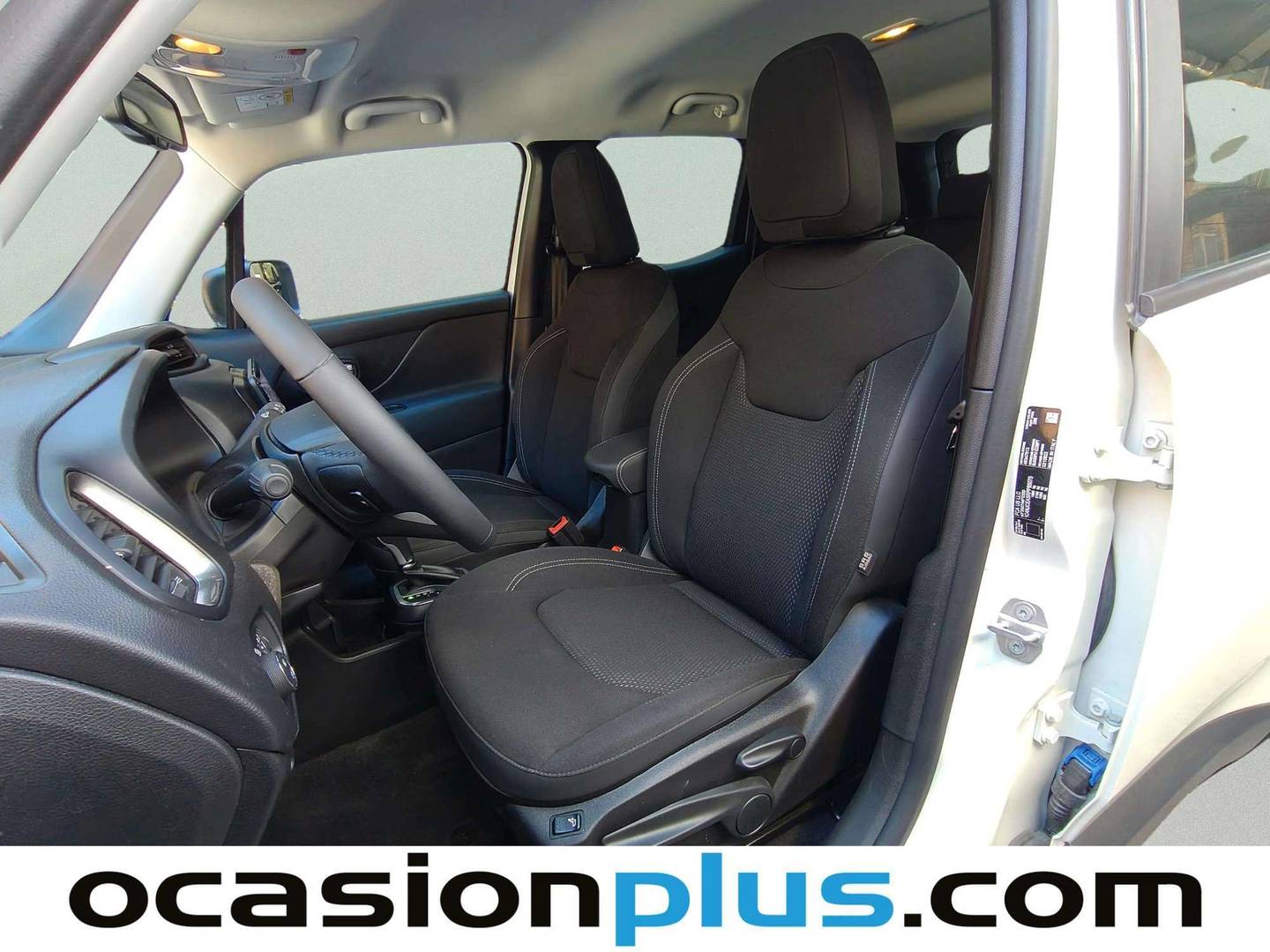 Foto asientos delanteros Jeep Renegade Jeep Renegade eHybrid 1.5 Limited ATX (130 CV)