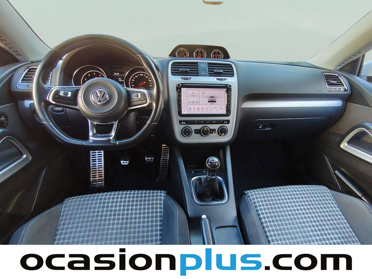 Volkswagen Scirocco Volkswagen Scirocco R-Line 2.0 TSI BMT (180 CV) seminuevo