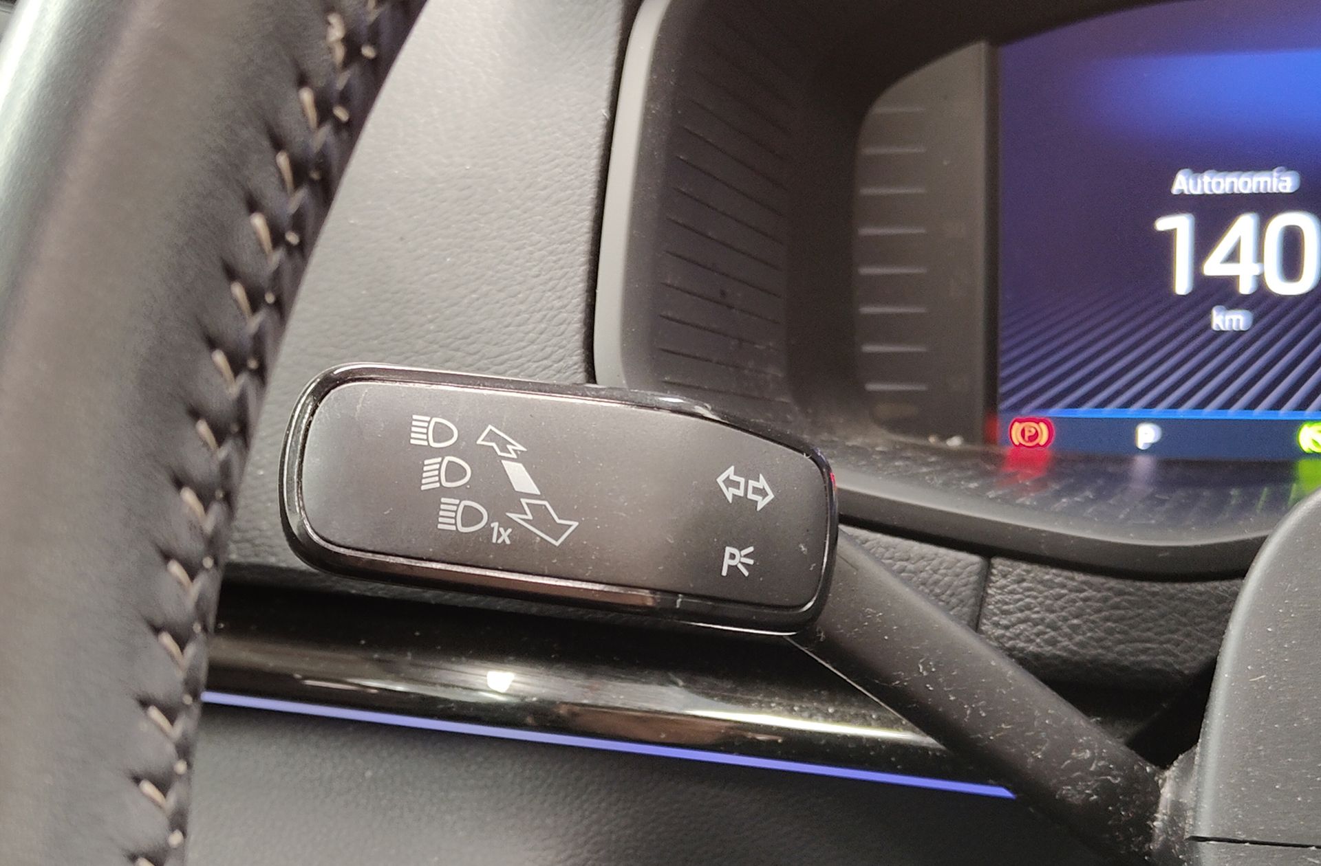 Škoda Karoq 1.5 TSI ACT Sportline DSG - foto 31