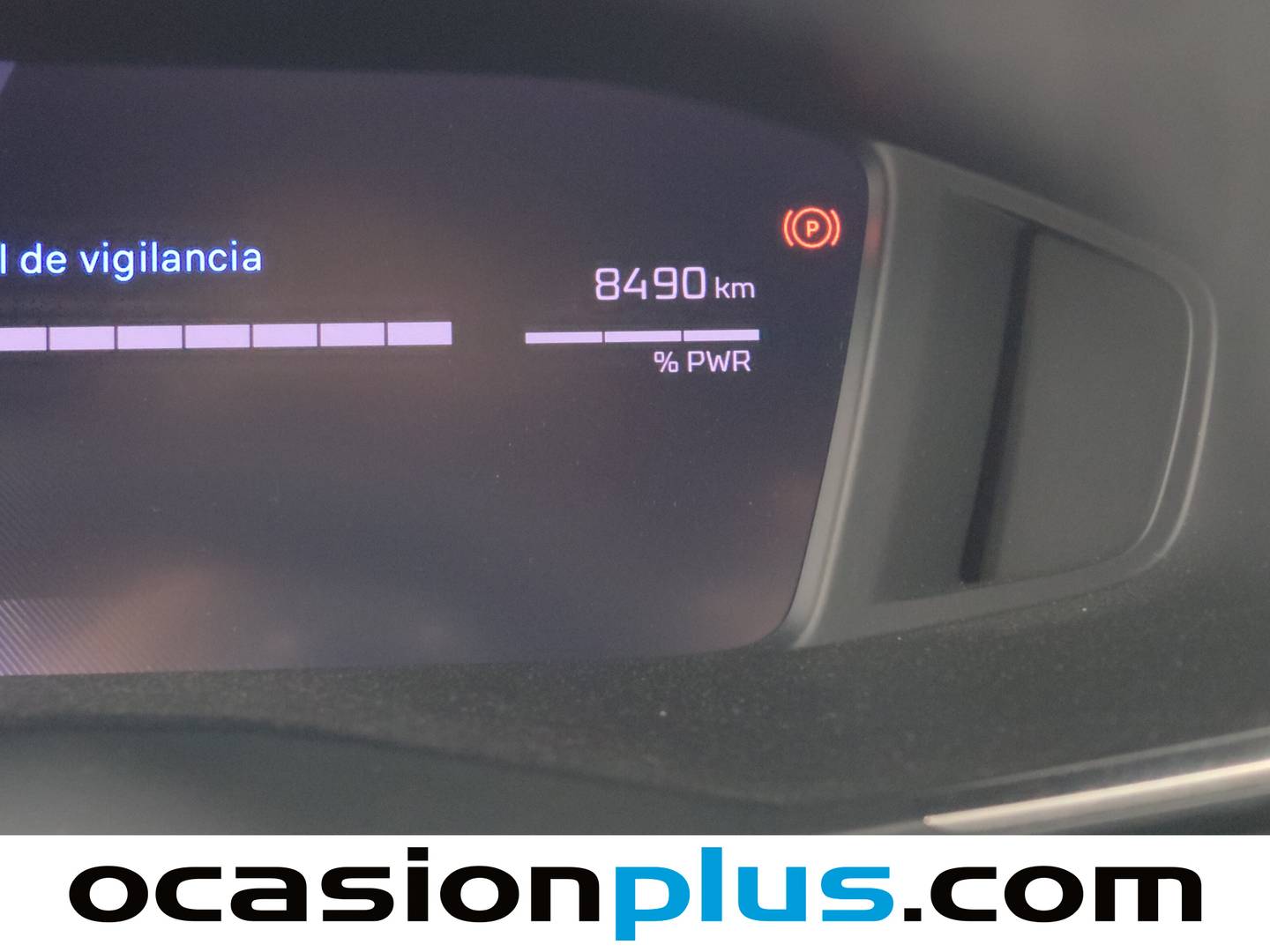 Foto Peugeot 2008 Peugeot 2008 Allure Hybrid eDCS6 (145 CV)