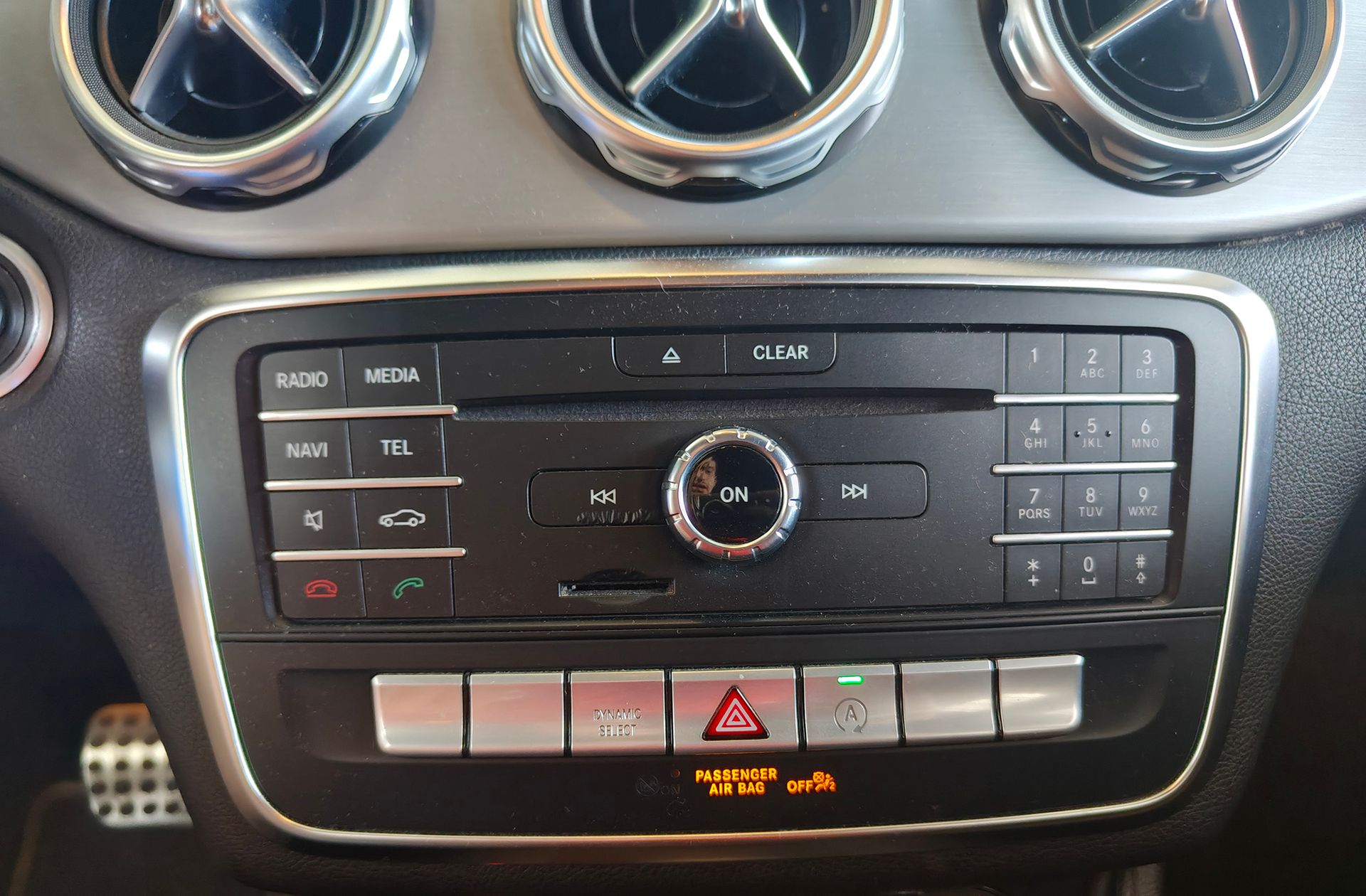 Mercedes-Benz GLA 180 Pack AMG - foto 27