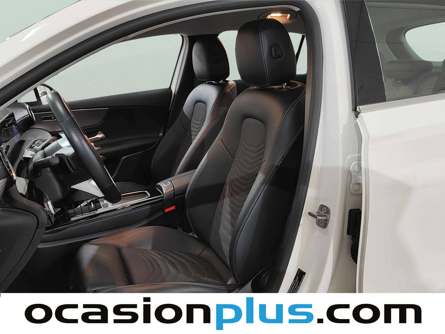 Foto asientos delanteros Mercedes Clase A Mercedes Clase A A 200 d  (150 CV)