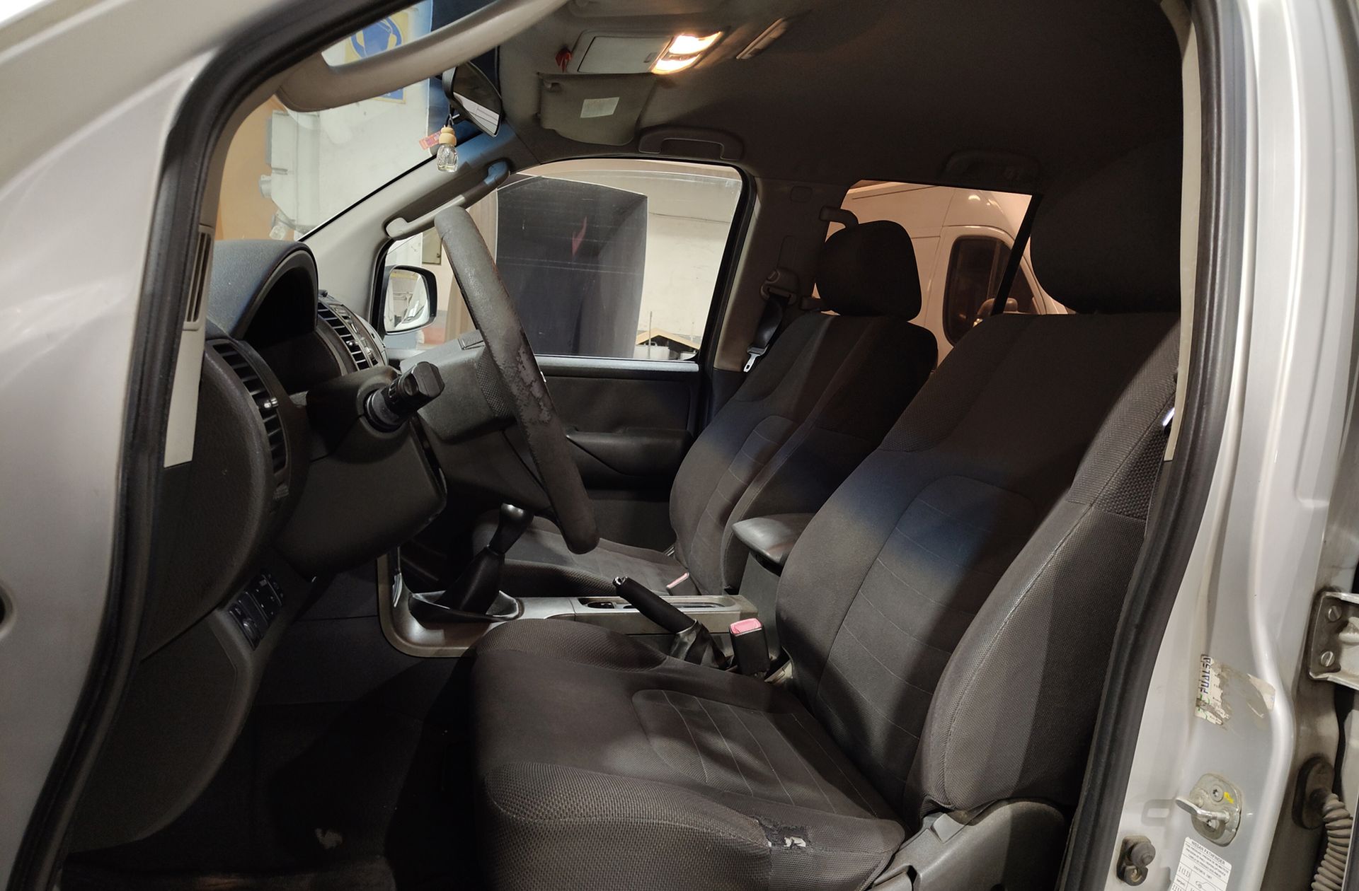 Nissan Pathfinder 2.5 dCi SE 7 plazas - foto 9