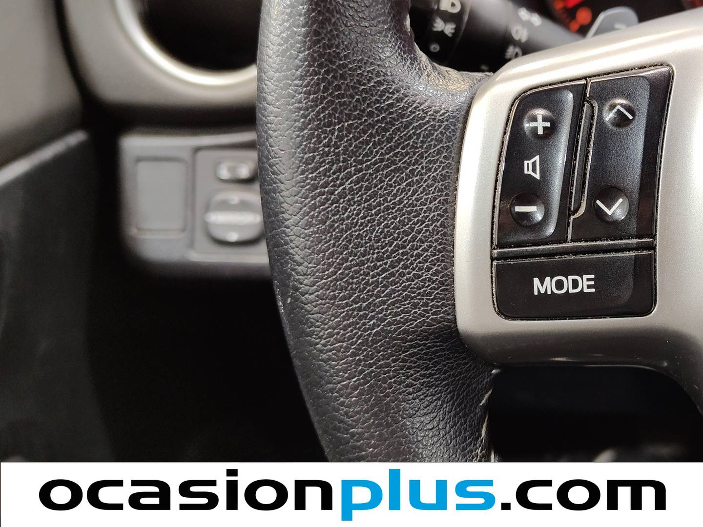 Equipamiento del Toyota Yaris Toyota Yaris 100 Active MultiDrive (99 CV)