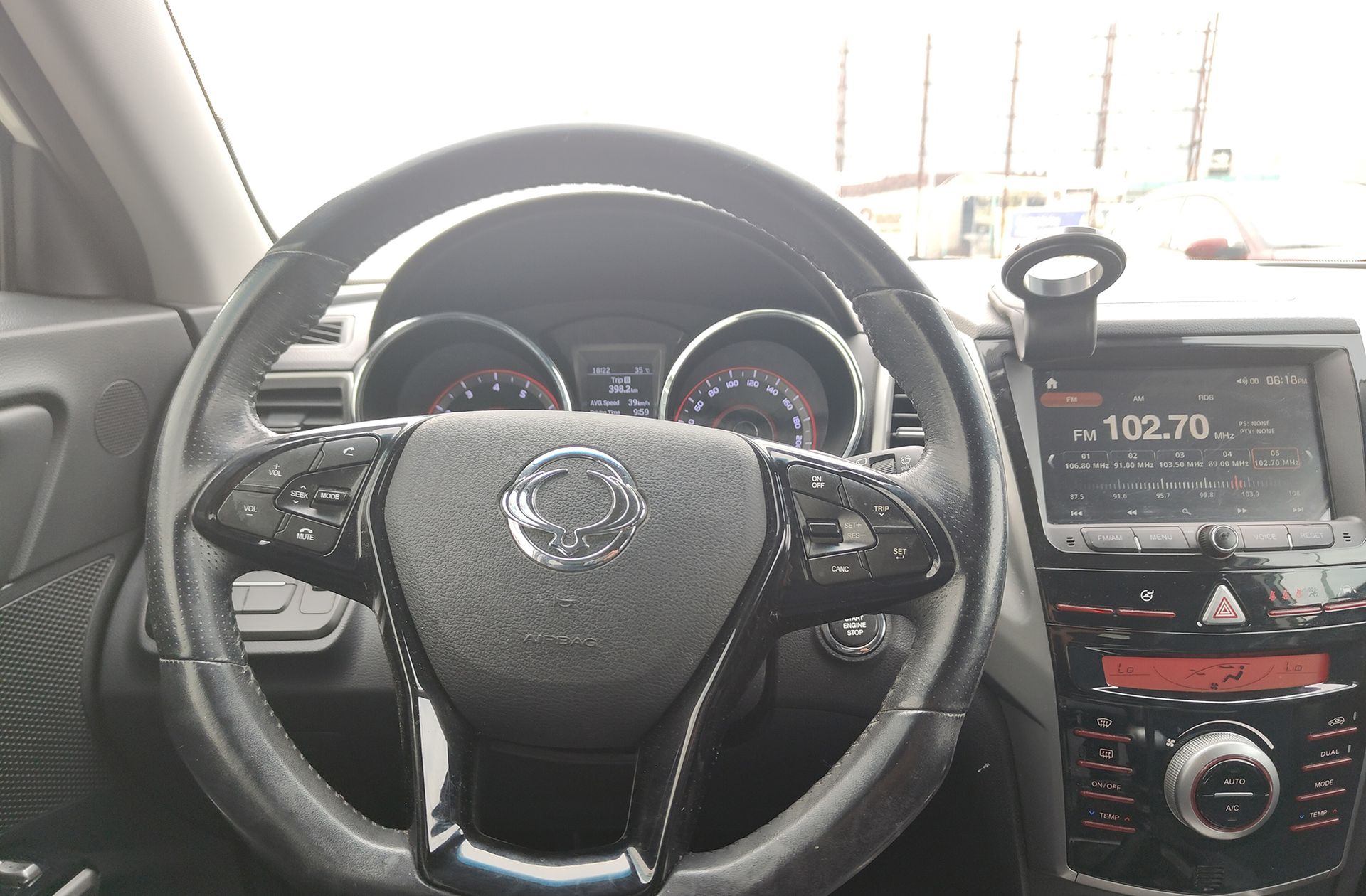 SsangYong Tivoli G16 Limited 4x2 - foto 19