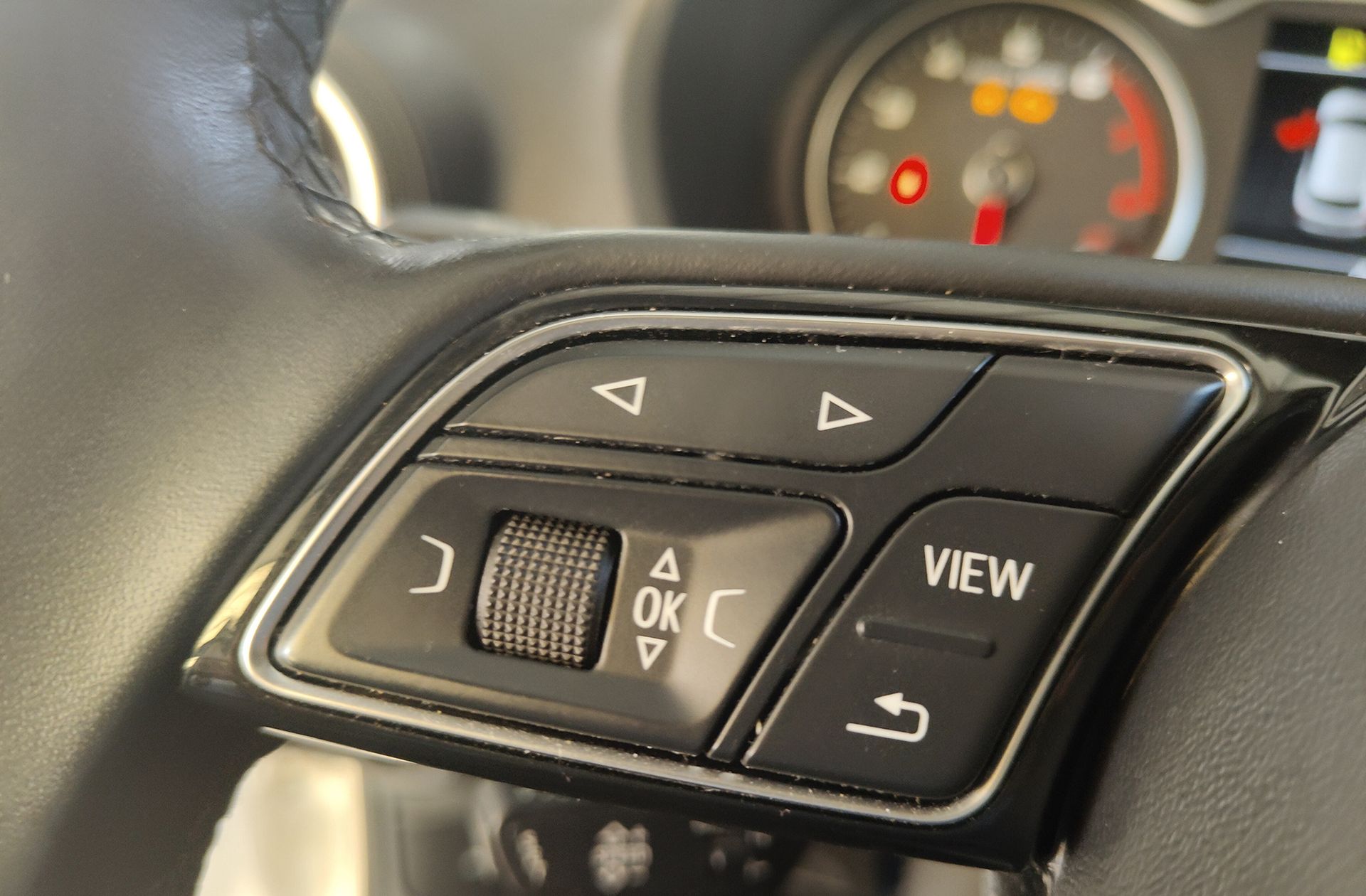 Audi Q2 Advanced 35 TFSI - foto 29