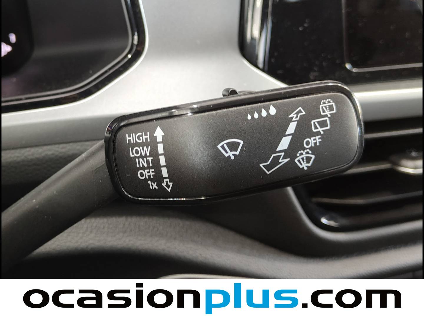 Volkswagen T-Roc Volkswagen T-Roc "Más" 1.5 TSI (150 CV) DSG al mejor precio