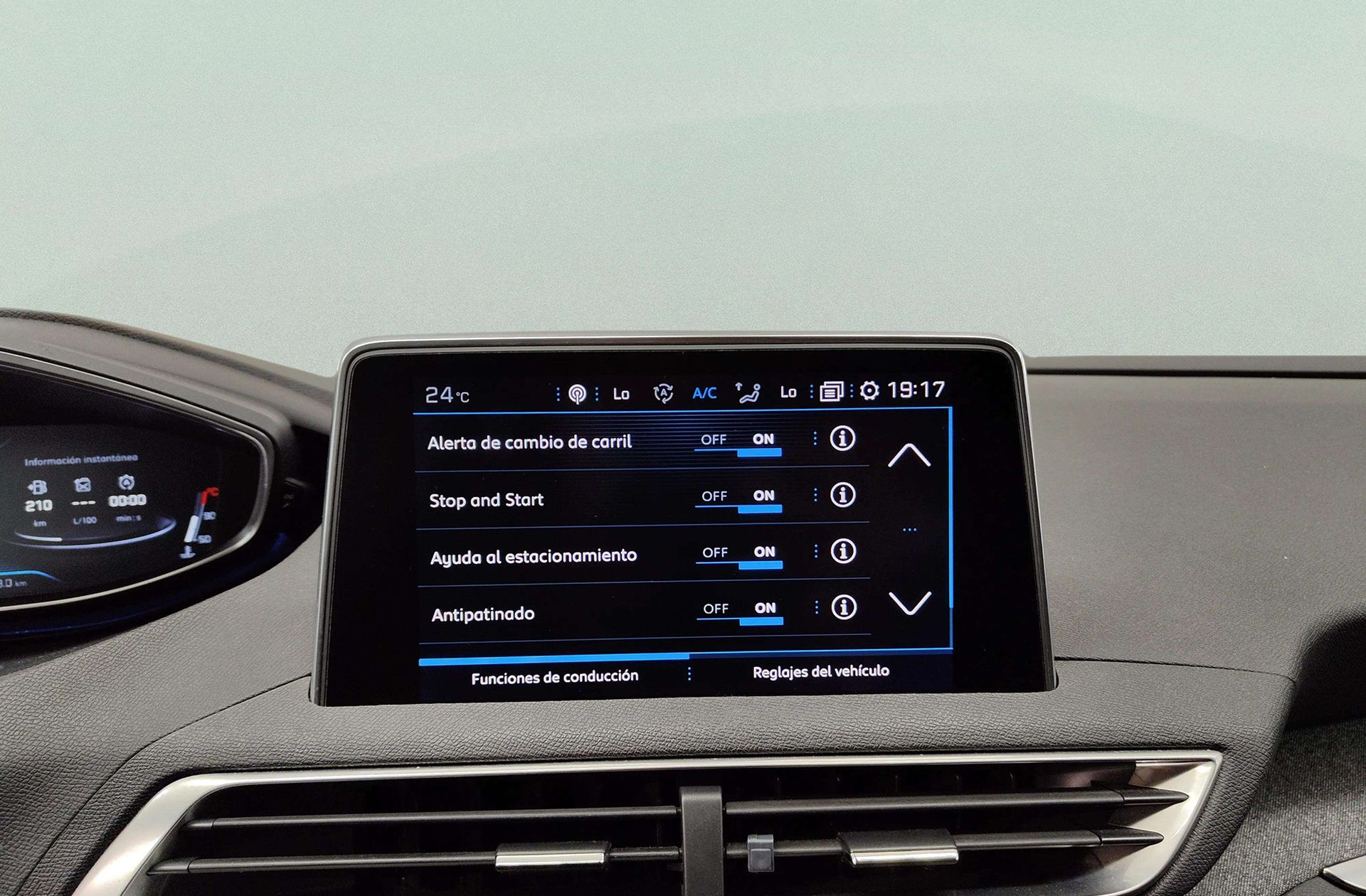 Peugeot 3008 PureTech 130 Allure - foto 11