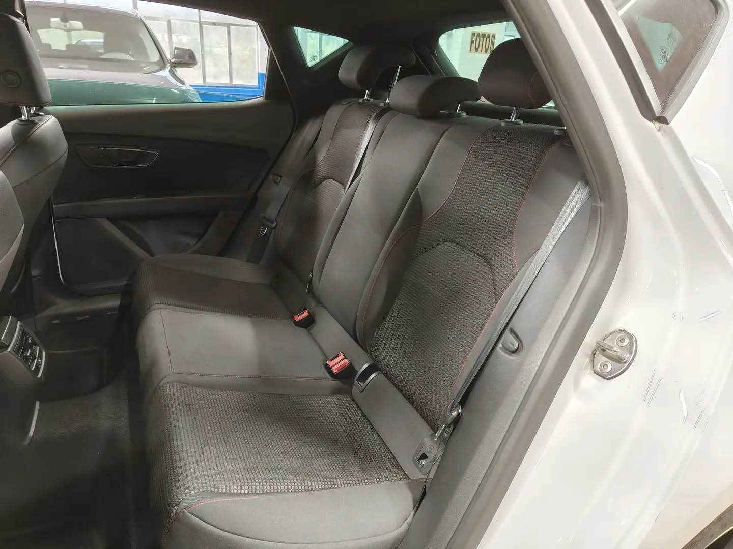 Foto Seat León SEAT León 1.5 TGI GNC S&S FR Edition Plus DSG (130 CV)