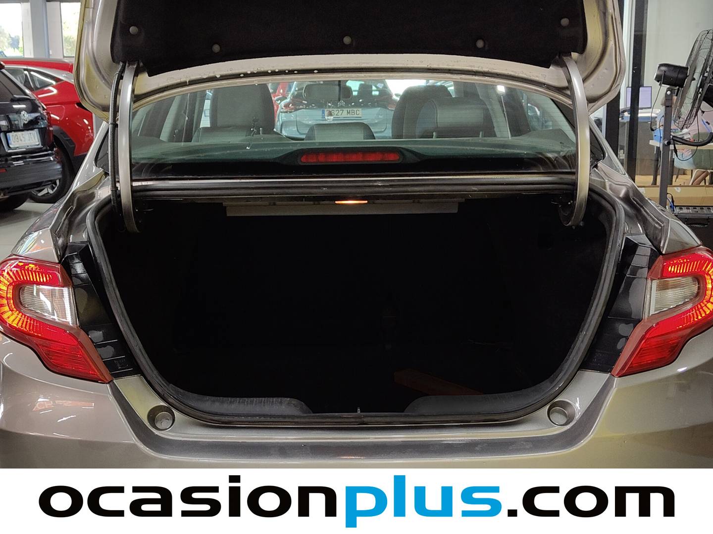 Fotos maletero Fiat Tipo Fiat Tipo Sedan 1.4 Lounge (95 CV)