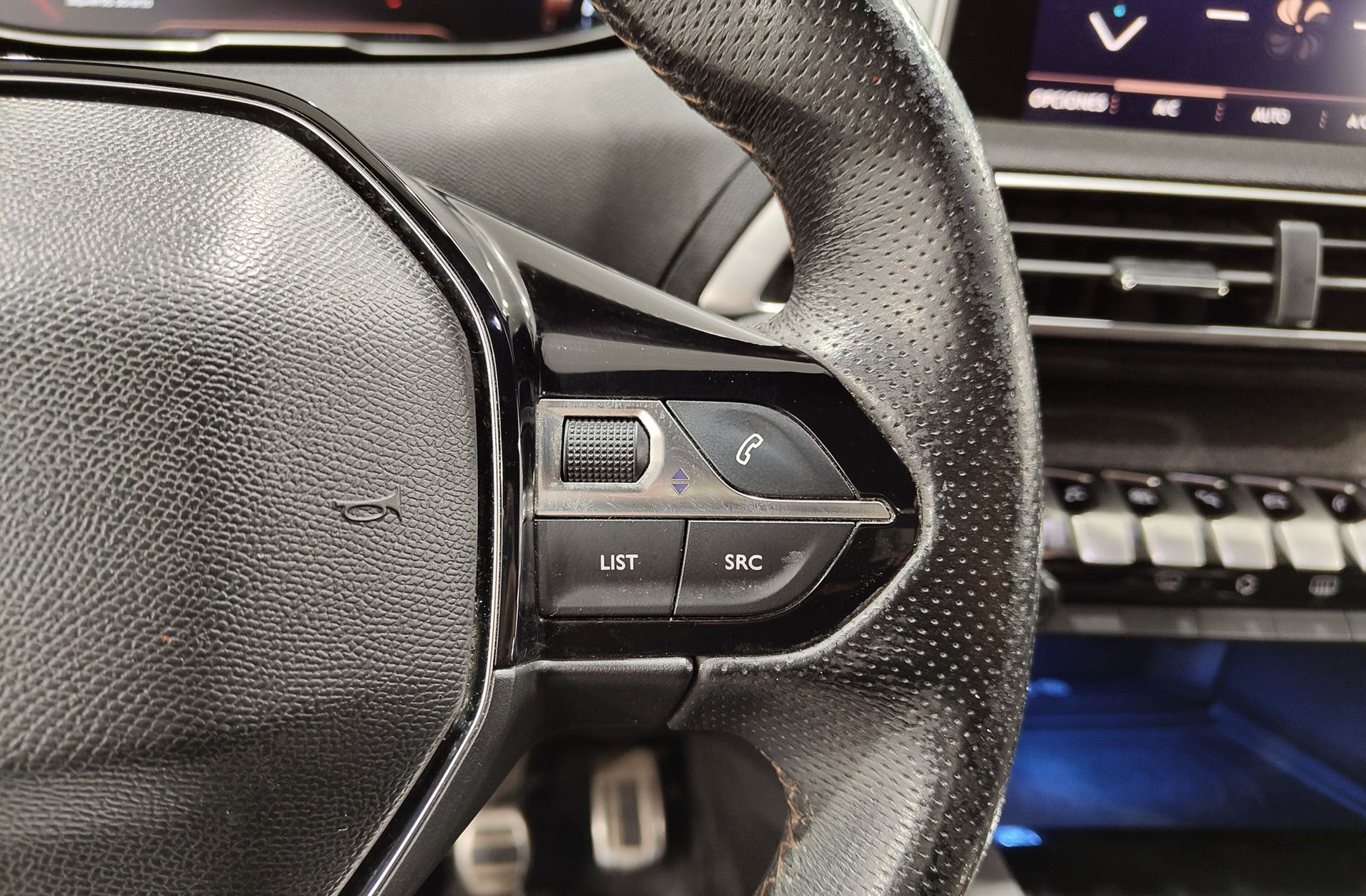 Peugeot 3008 BlueHDi 150 GT Line - foto 33
