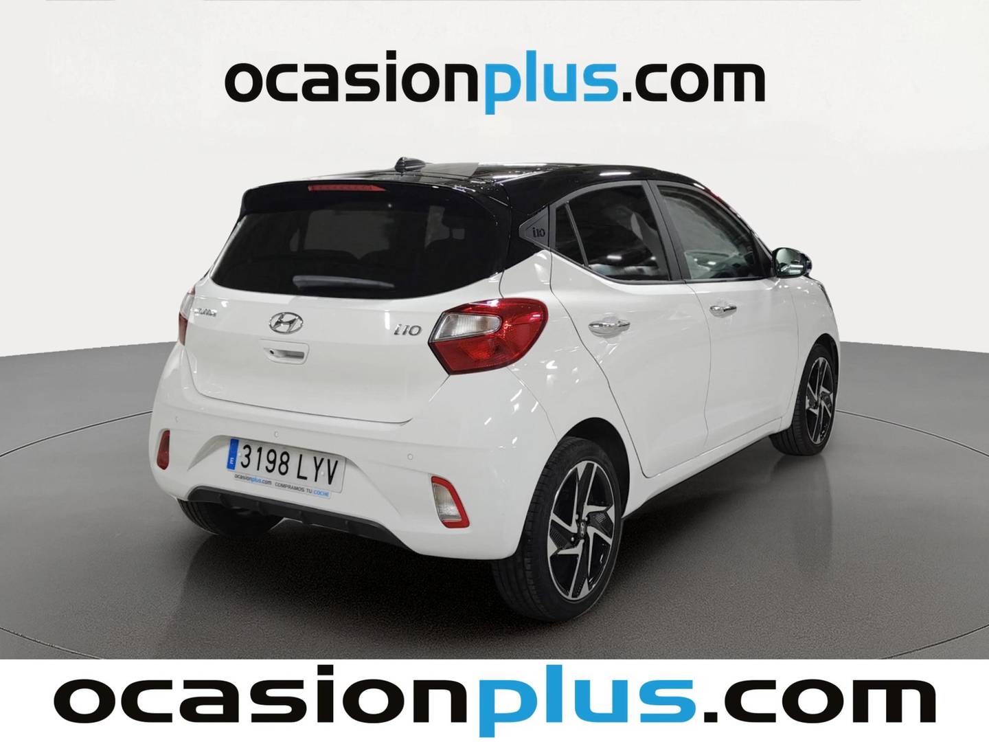 Foto trasera Hyundai i10 Hyundai i10 1.2 Tecno 2C (84 CV) derecha