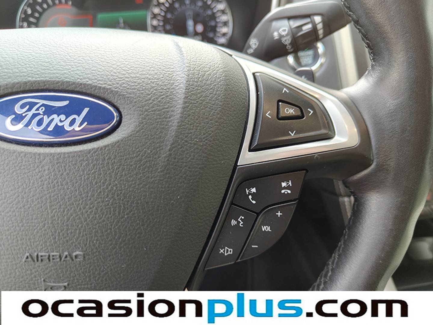 Foto Ford Mondeo Ford Mondeo 2.0 TDCI Sedan Vignale Powershift (180 CV)