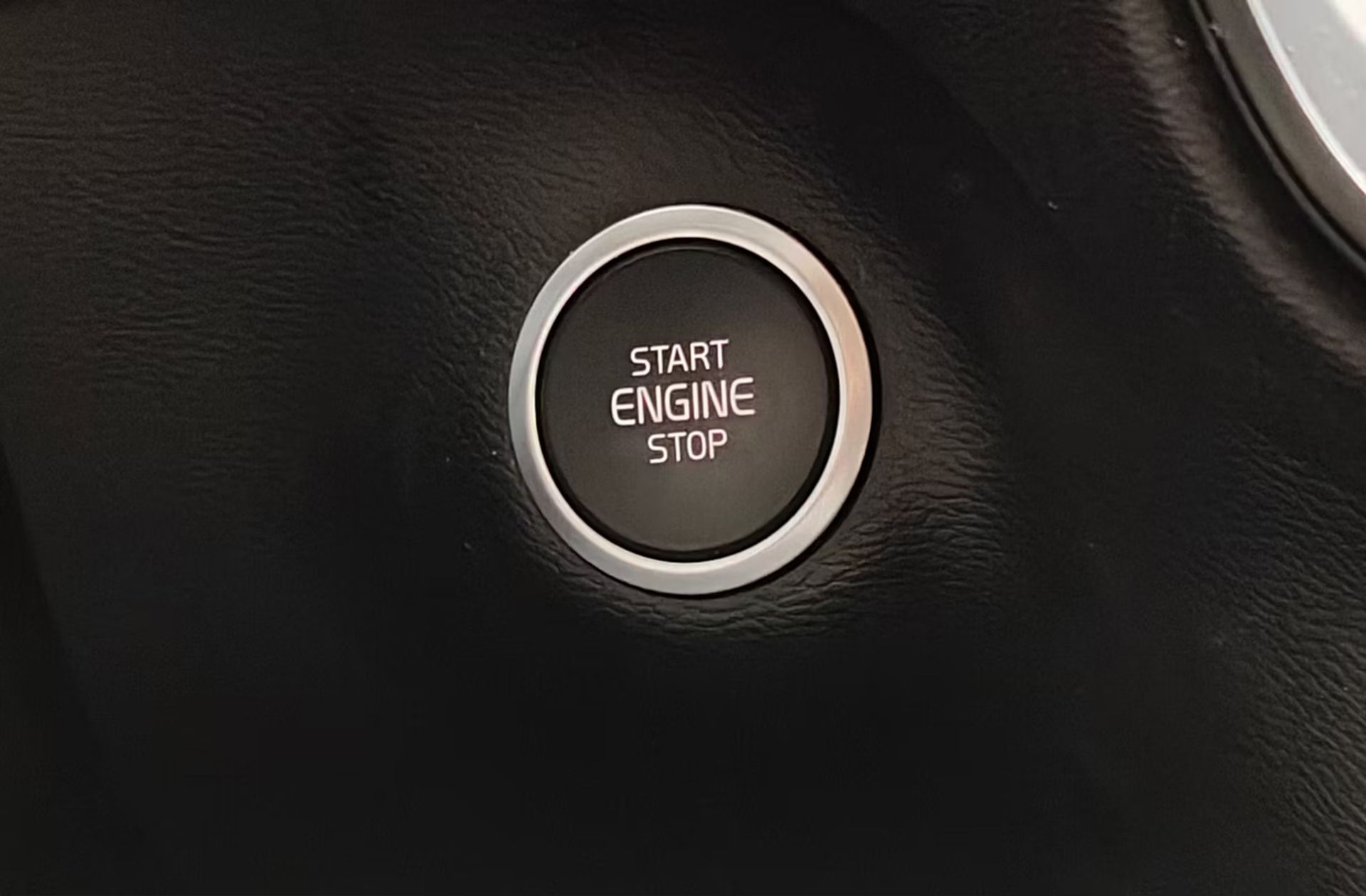 Volvo XC40 T3 Momentum - foto 25