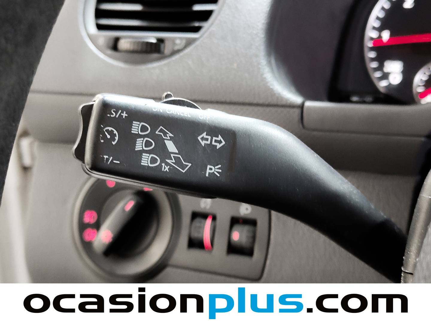 Equipamiento del Volkswagen Caddy Volkswagen Caddy Furgón PRO 1.6 TDI 75cv BMT 4p