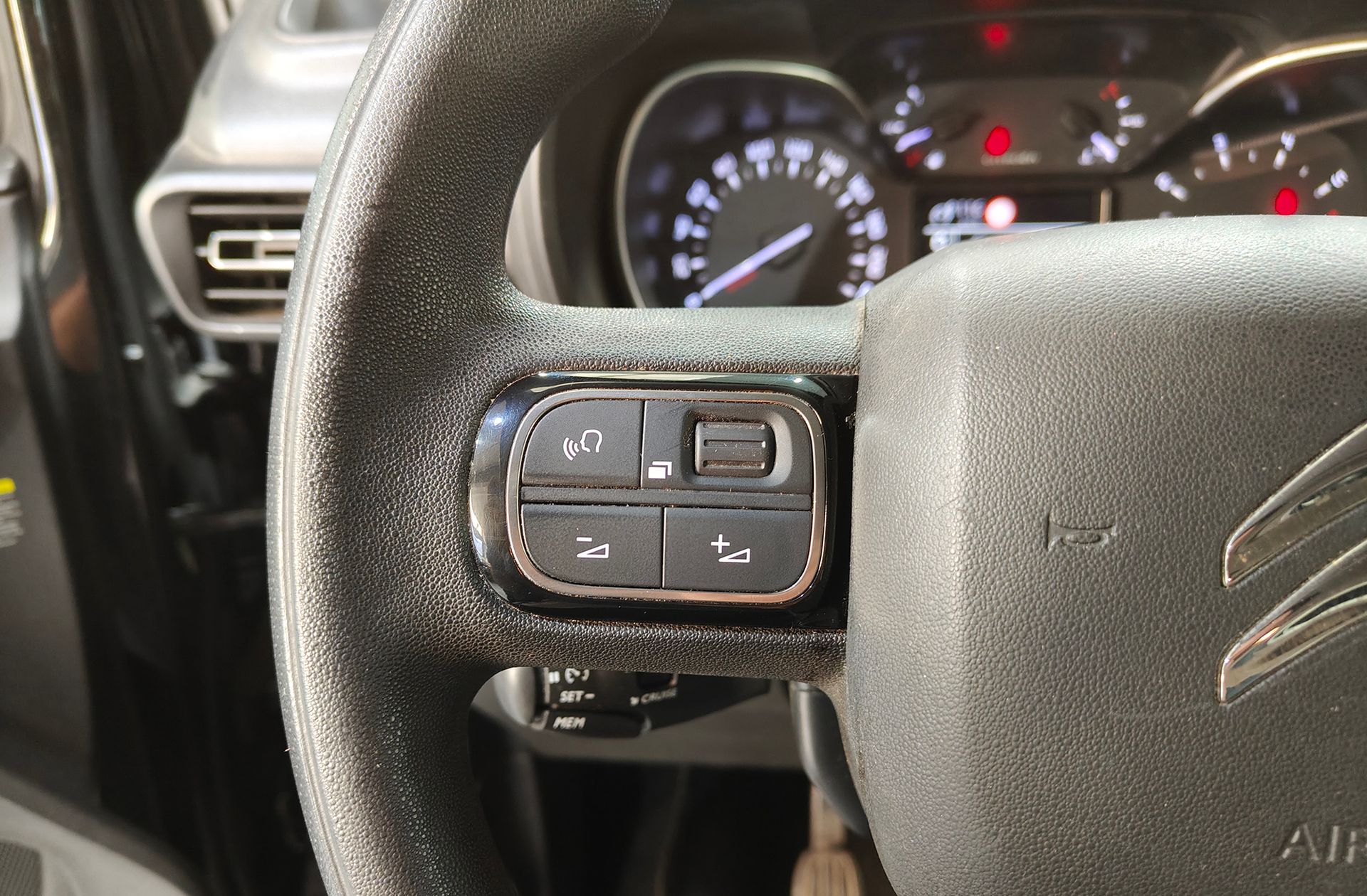 Citroën Berlingo BlueHDi 130 Talla M Shine - foto 26