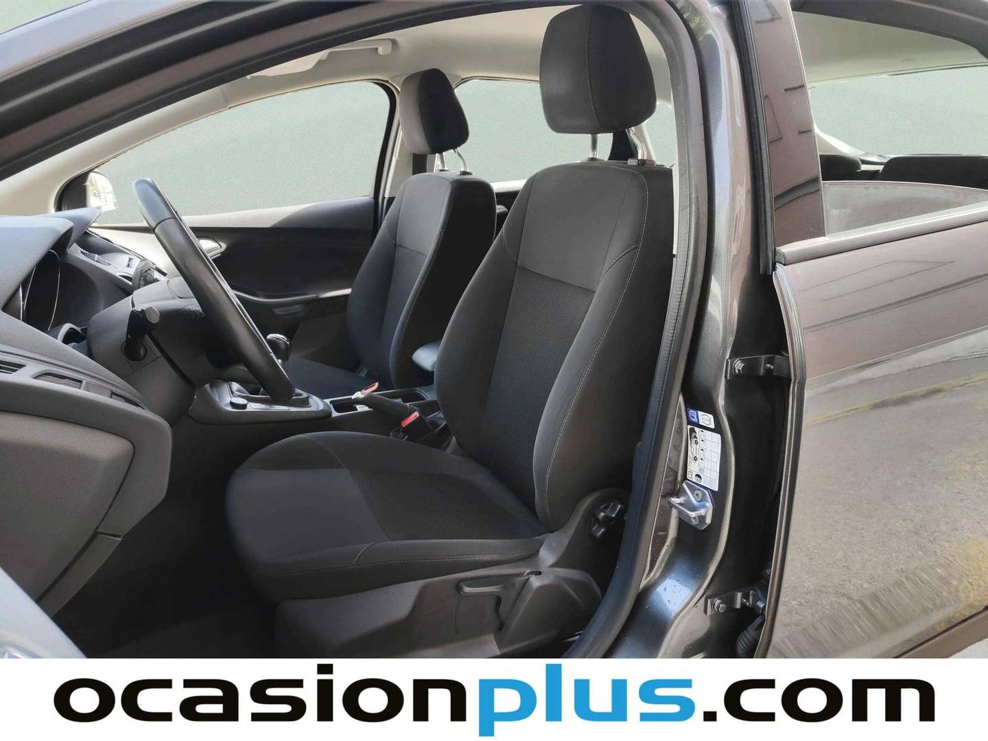 Foto asientos delanteros Ford Focus Ford Focus 1.0 Ecoboost S&S Trend+ (125 CV)
