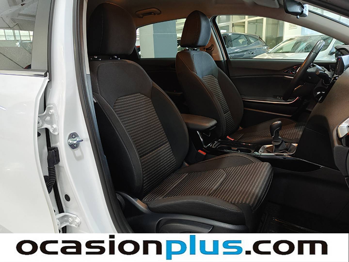 Foto KIA Ceed Kia Ceed 1.0 T-GDi Drive  (120 CV)