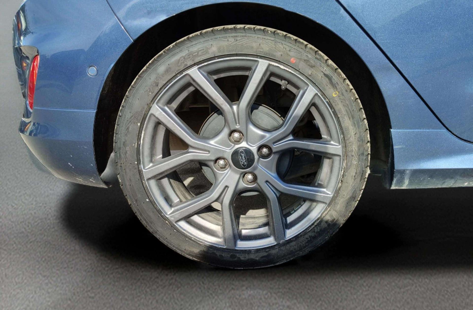 Ford Fiesta 1.0 EcoBoost MHEV ST-Line - foto 37