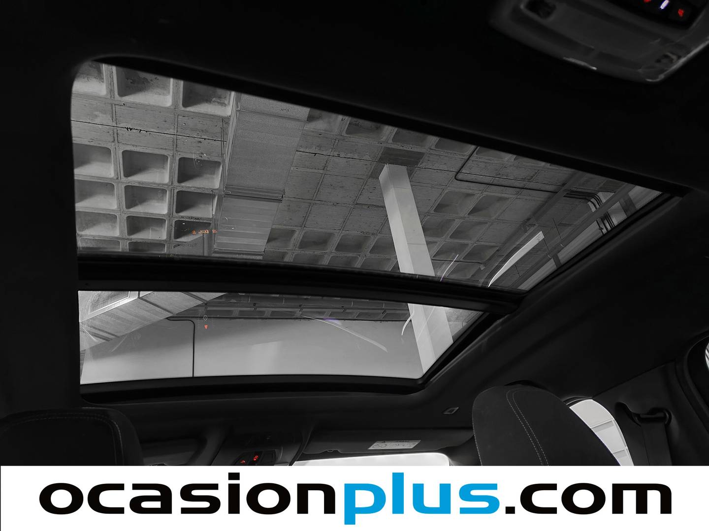 Extras y acabados del BMW X2 BMW X2 sDrive18i (136 CV)