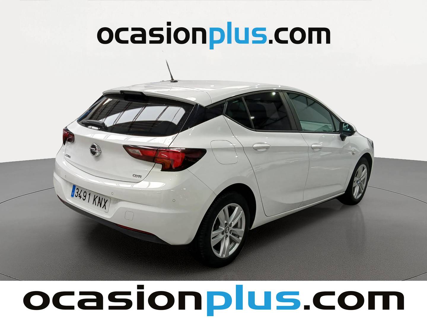 Foto trasera Opel Astra Opel Astra 1.6 CDTi Business + (110 CV) derecha