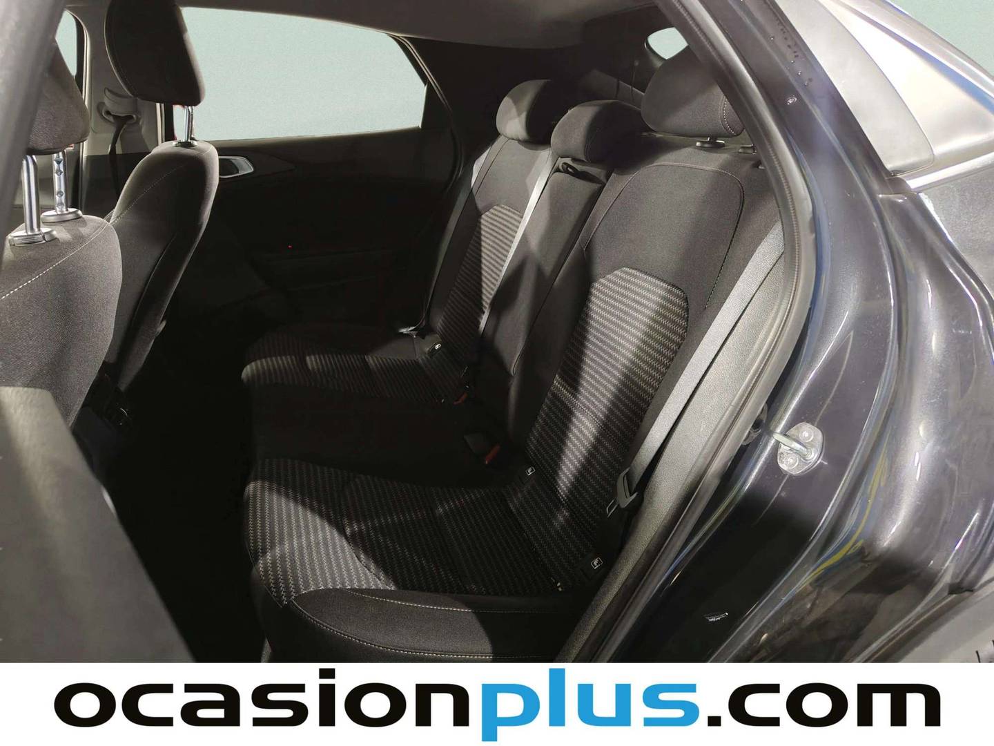 Foto asientos traseros KIA XCeed KIA XCeed 1.0 T-GDi Drive (100 CV)
