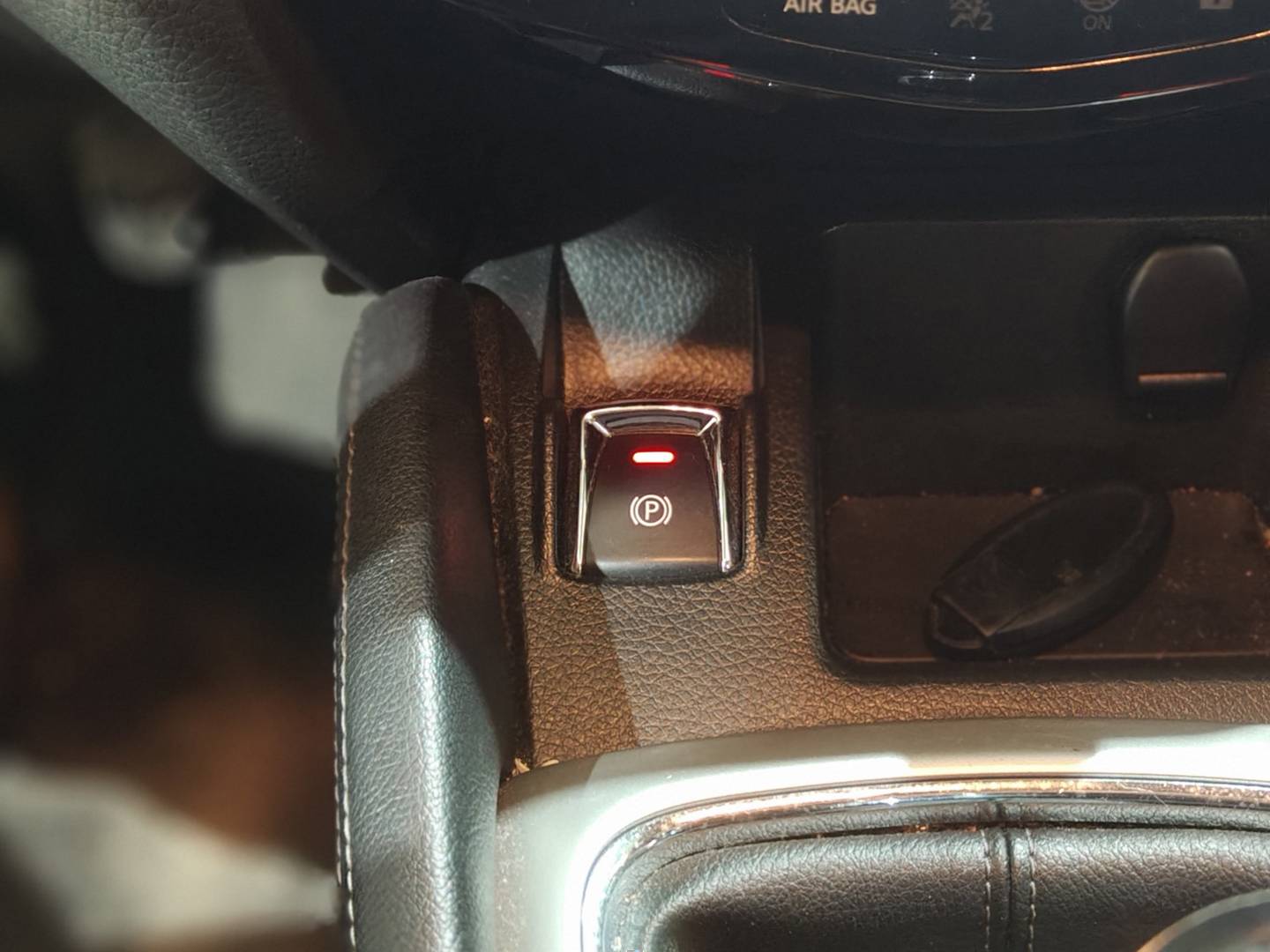 Foto Nissan QASHQAI Nissan Qashqai 1.5 dCi N-Connecta 4x2 (110 CV)