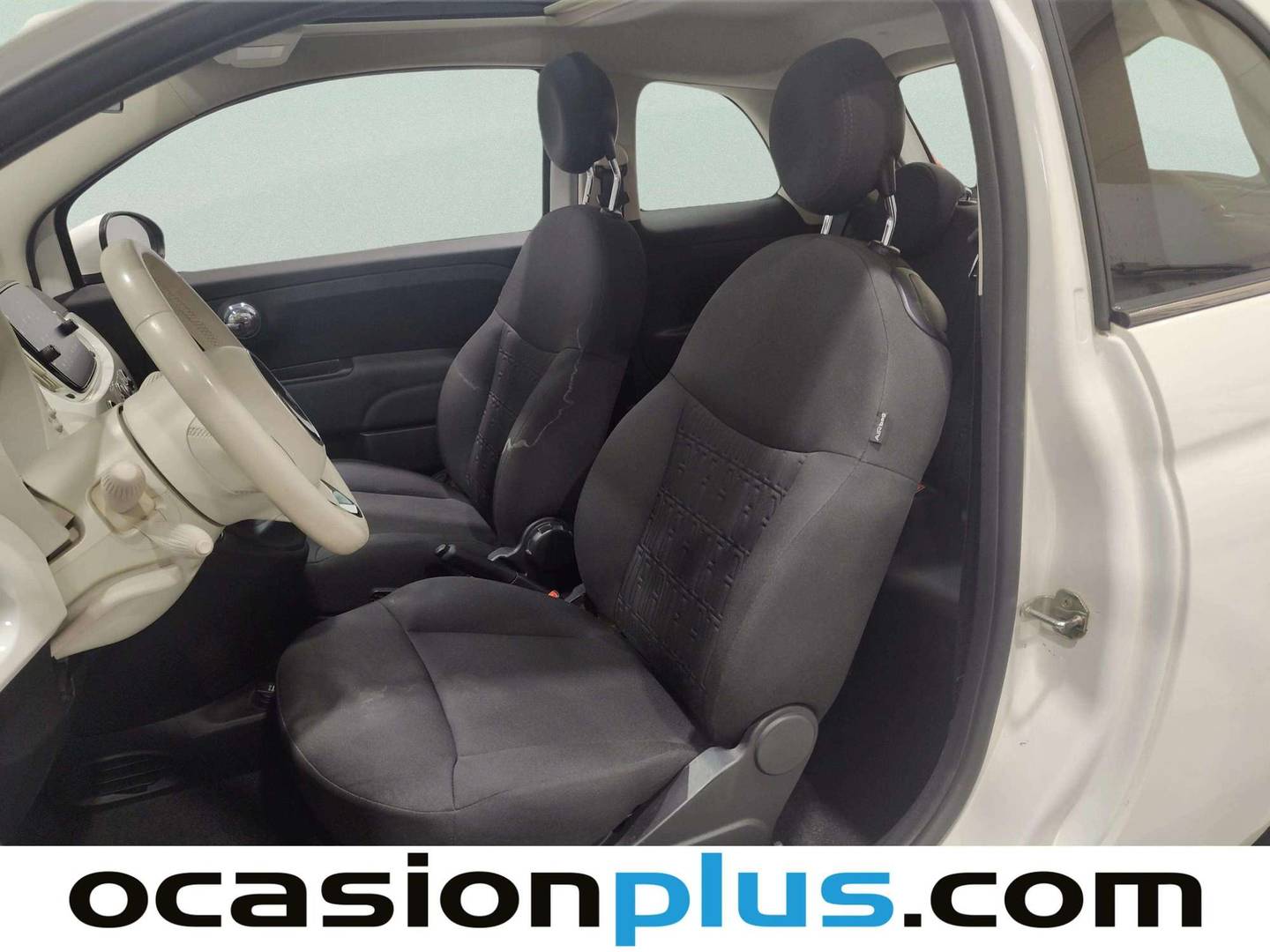 Foto asientos delanteros Fiat 500 Fiat 500 1.0 Hybrid Dolcevita (70 CV)