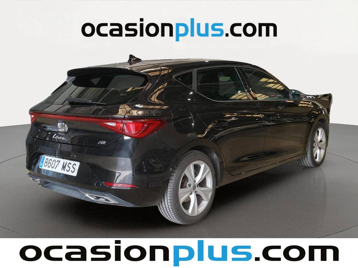 Foto trasera Seat León Seat León 1.0 TSI S&S FR 25 Aniversario (110 CV) derecha